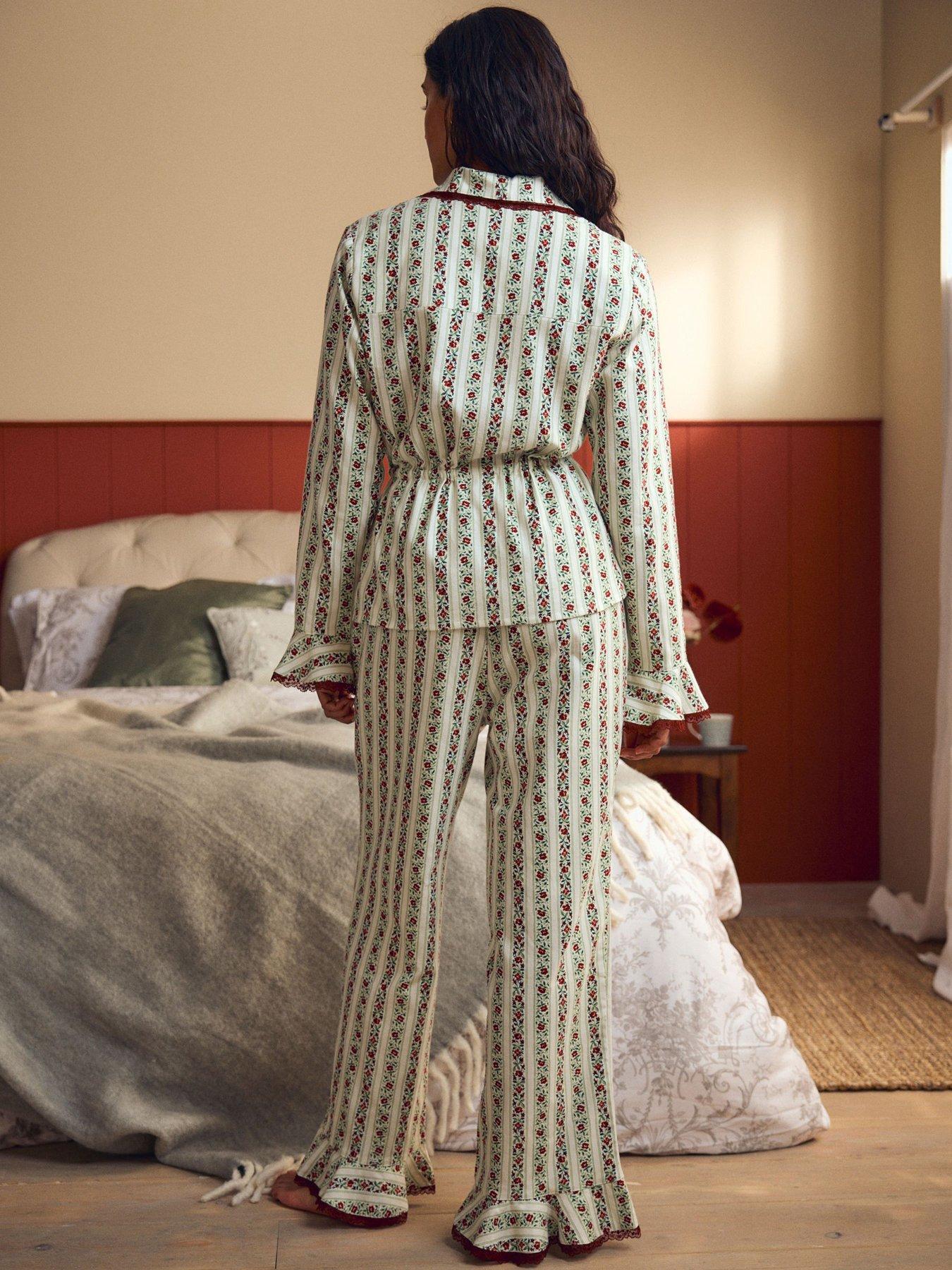 laura-ashley-christmas-rose-button-through-pyjamas-multistillFront