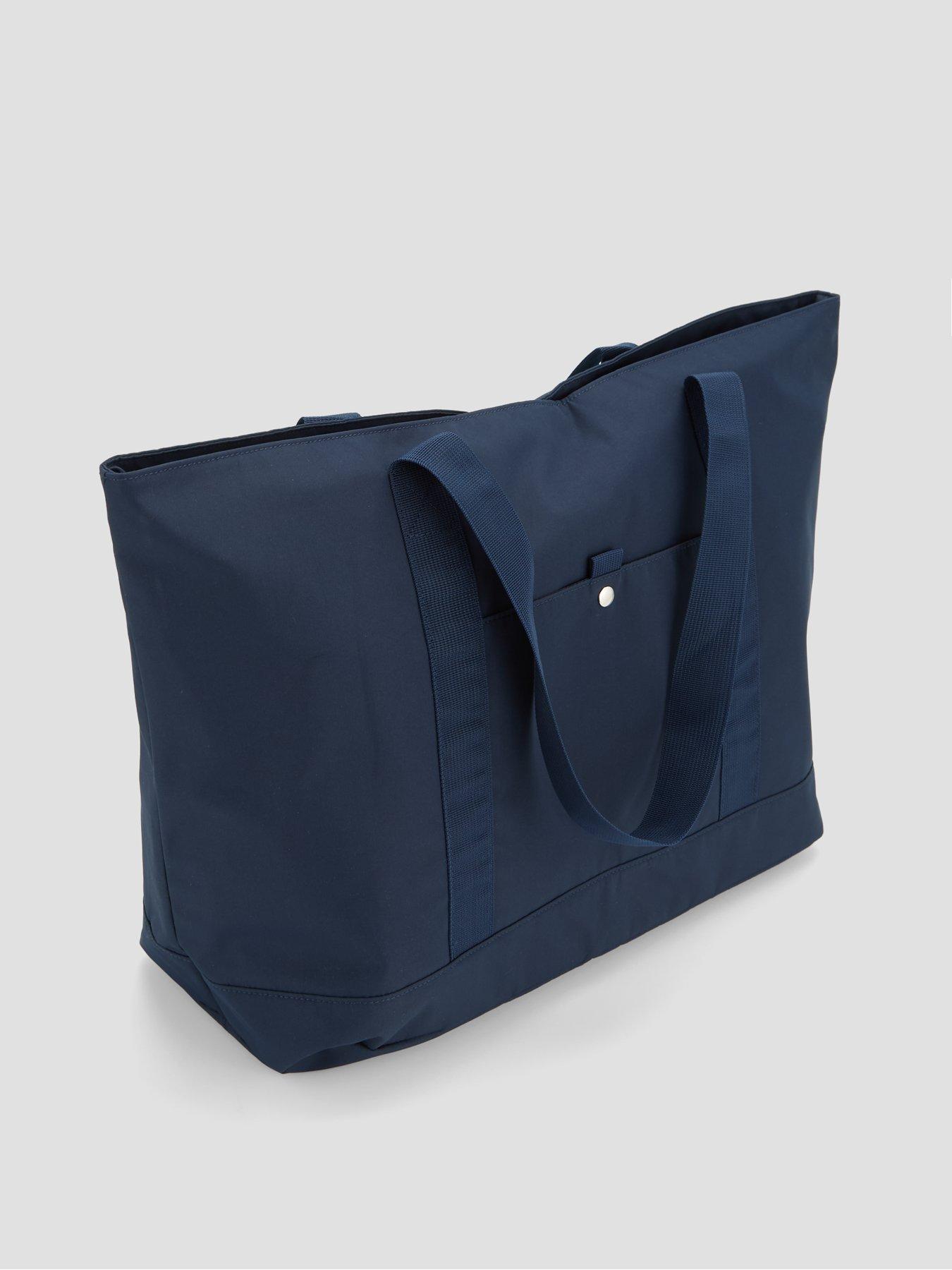 the-very-collection-front-pocket-travel-bag-navyback