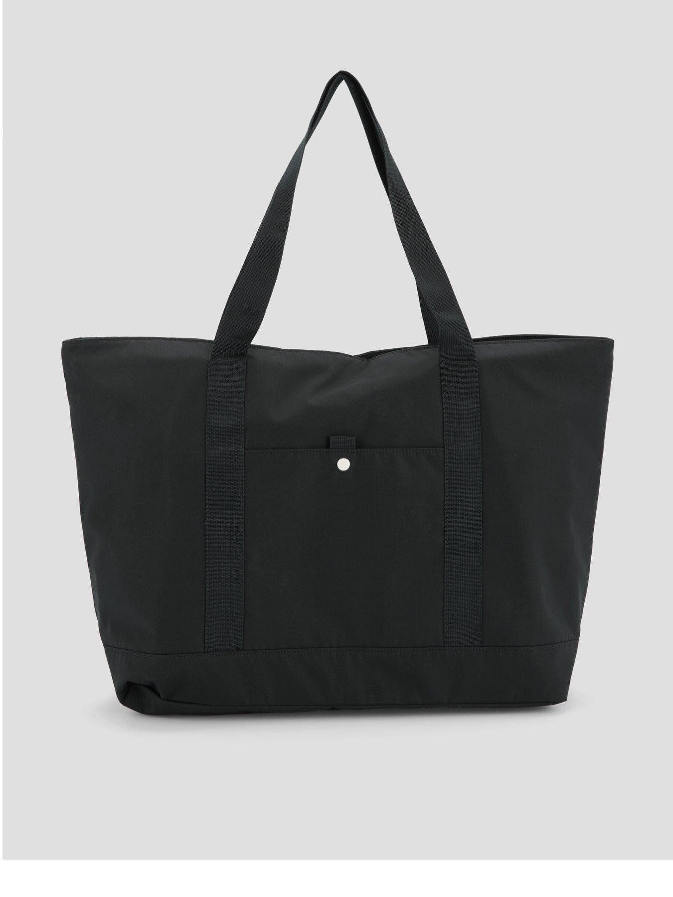 the-very-collection-front-pocket-travel-bag-blackfront