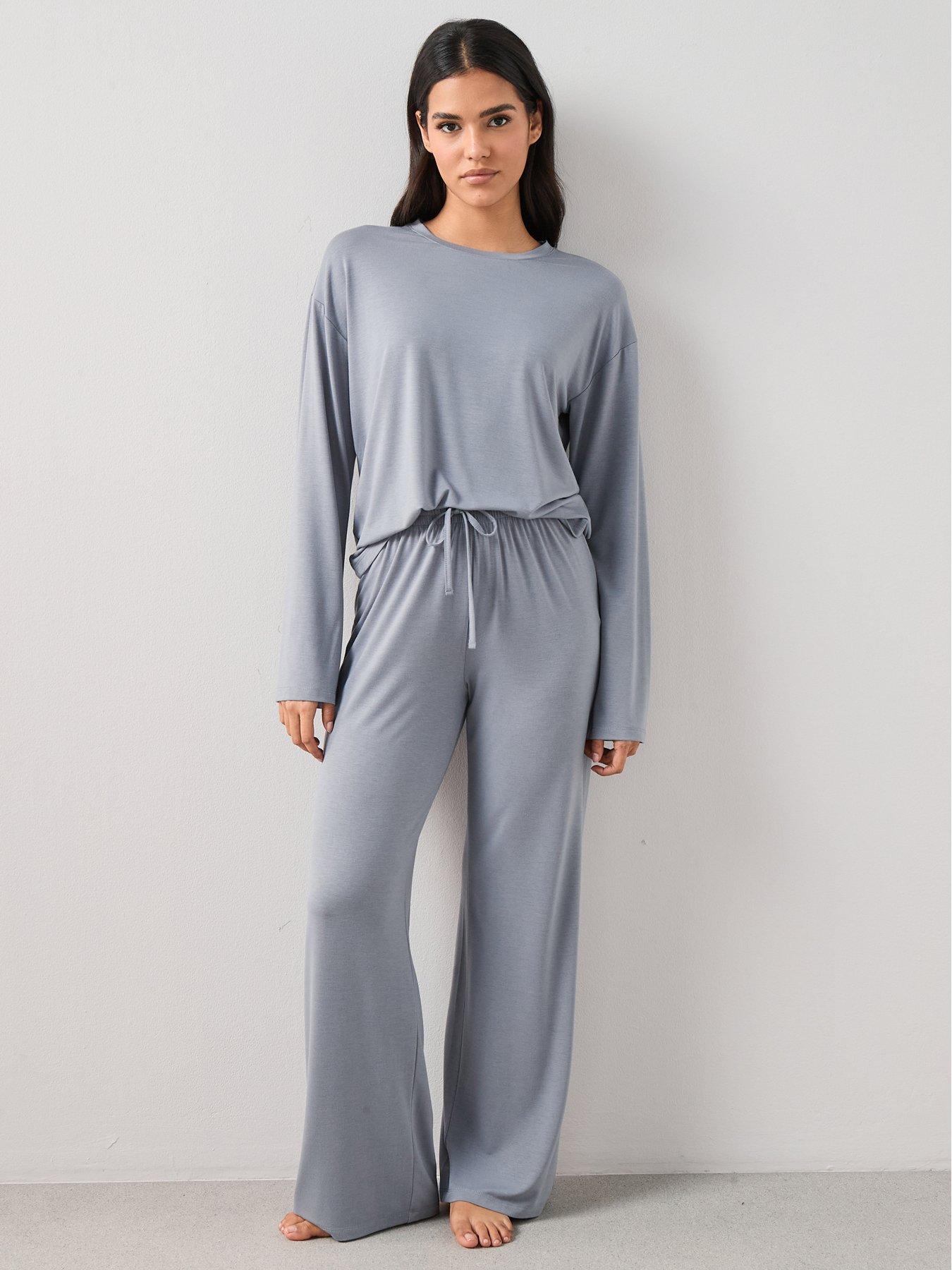 the-very-collection-long-sleeve-slouchy-pyjama-set-bluefront