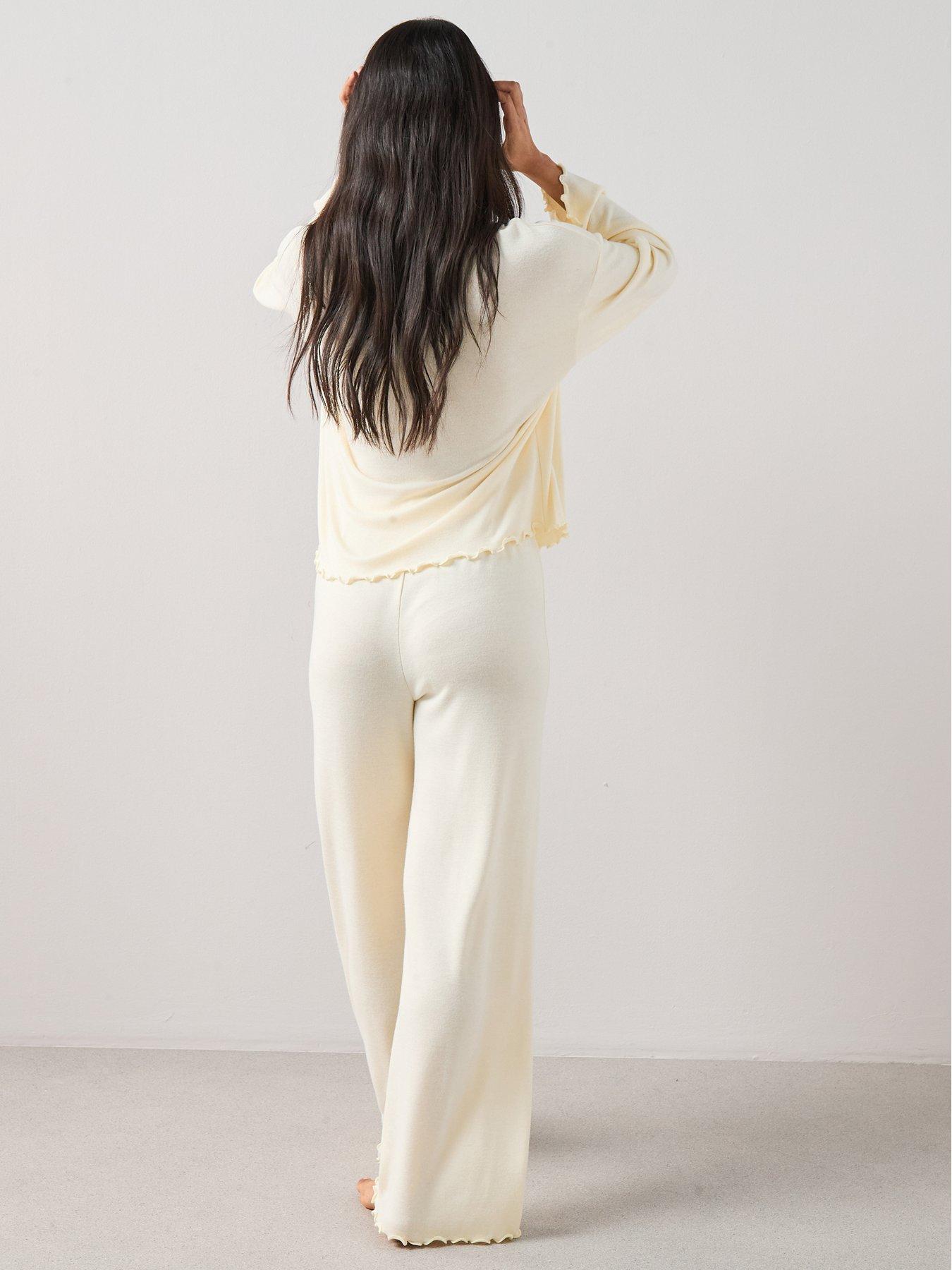 the-very-collection-long-sleeve-soft-touch-frill-hem-pyjama-set-lemonstillFront