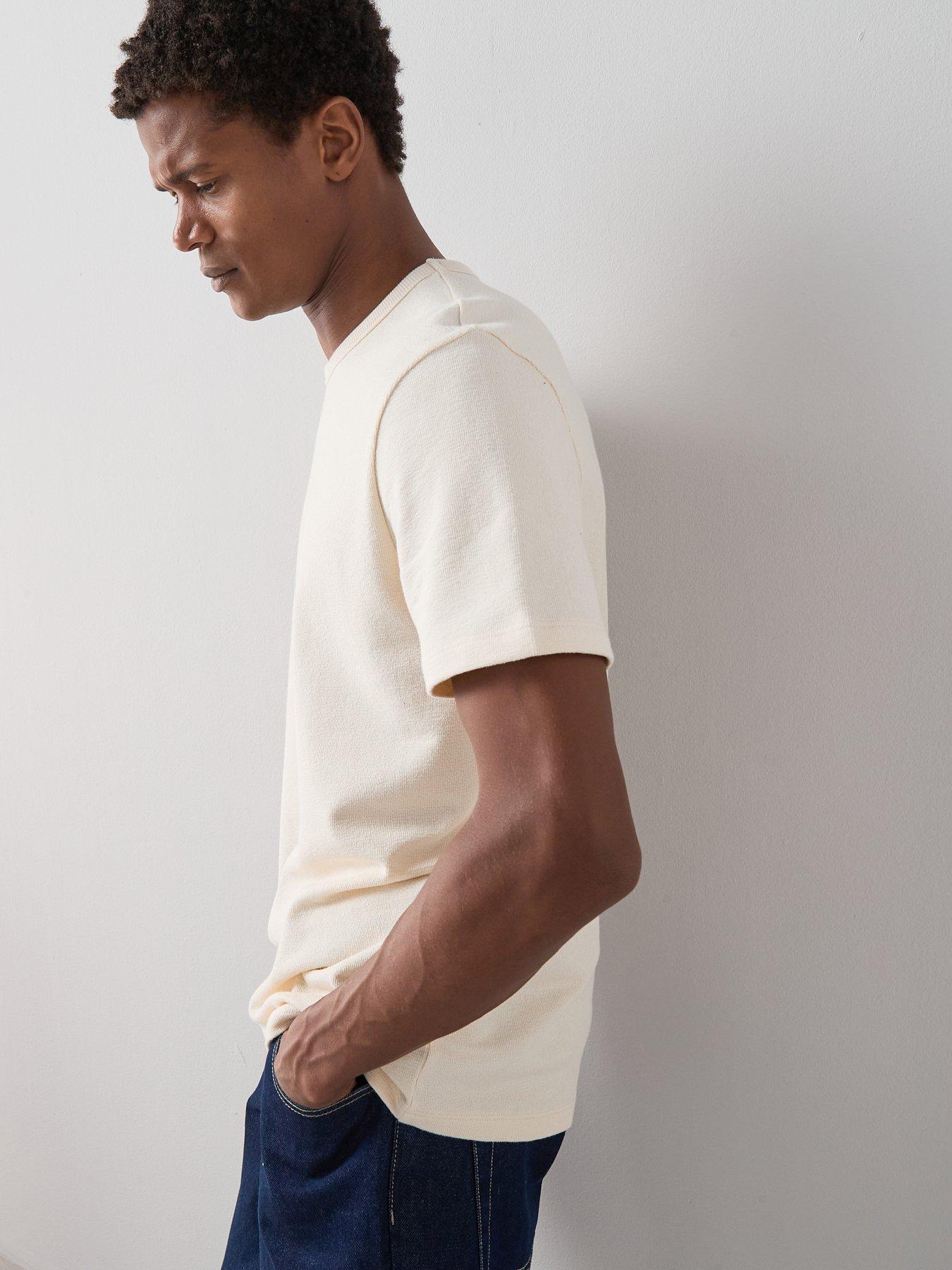 the-very-collection-cotton-rich-textured-crew-neck-t-shirt-creamoutfit