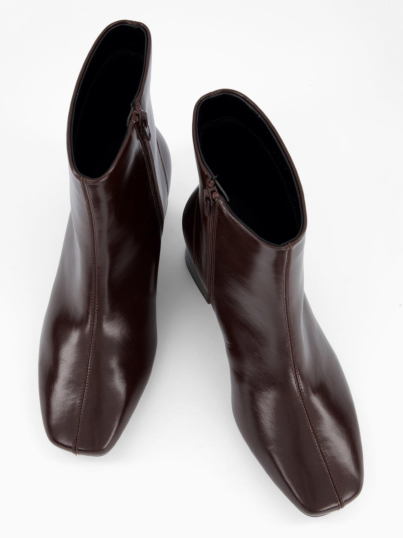 the-very-collection-wide-fit-block-heel-ankle-boot-brownoutfit