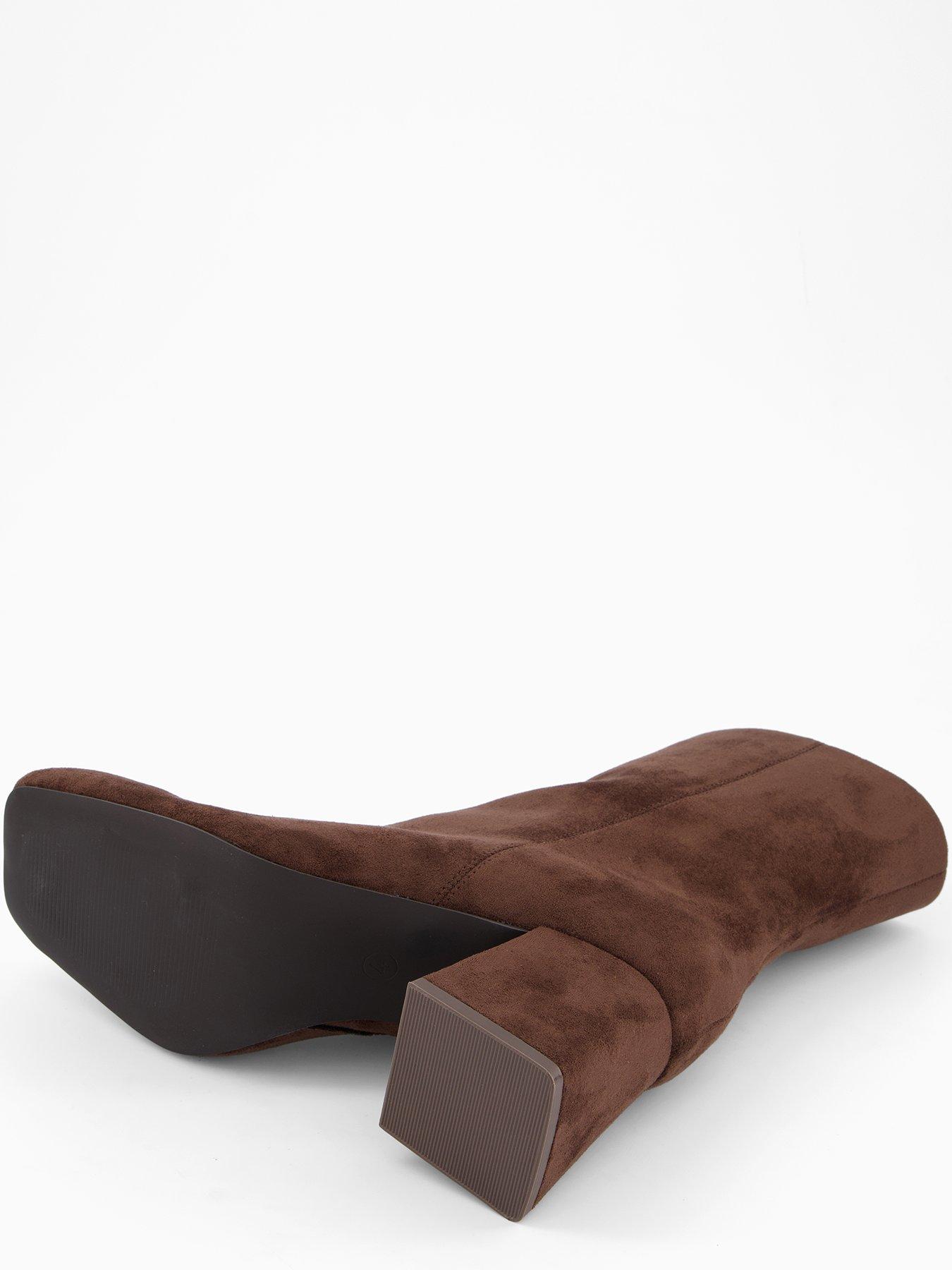 the-very-collection-extra-wide-fit-block-heel-ankle-boot-browndetail