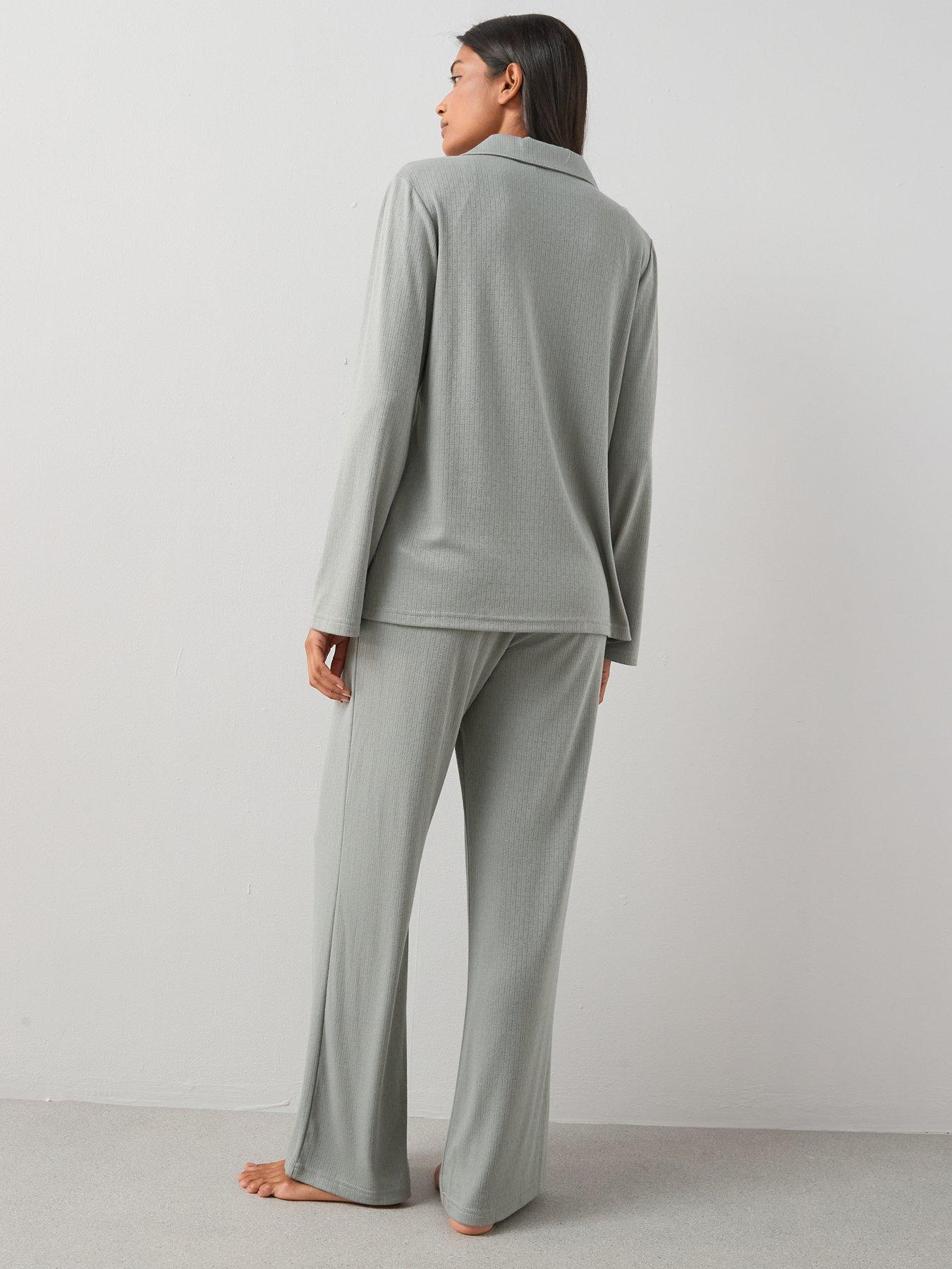 the-very-collection-pointelle-revere-pyjama-set-khakistillFront