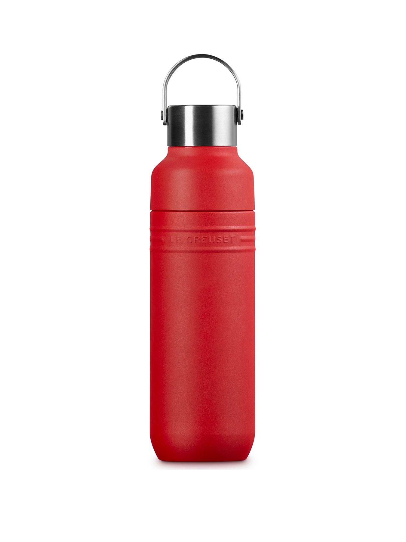le-creuset-le-creuset-on-the-go-bottle-500ml-cerisestillFront