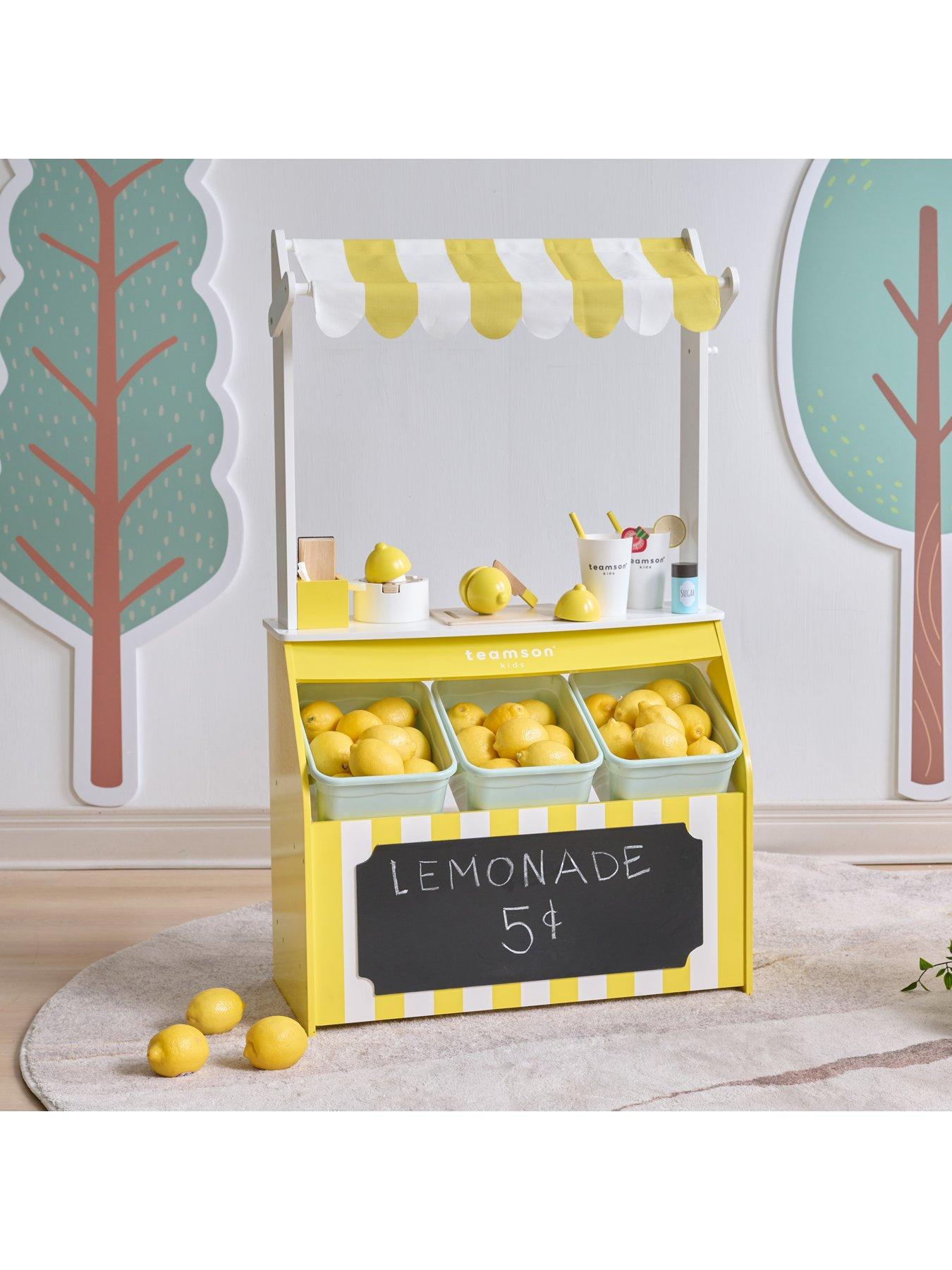 teamson-kids-sunny-citrus-lemonade-stand-playset--nbspyellowstillFront