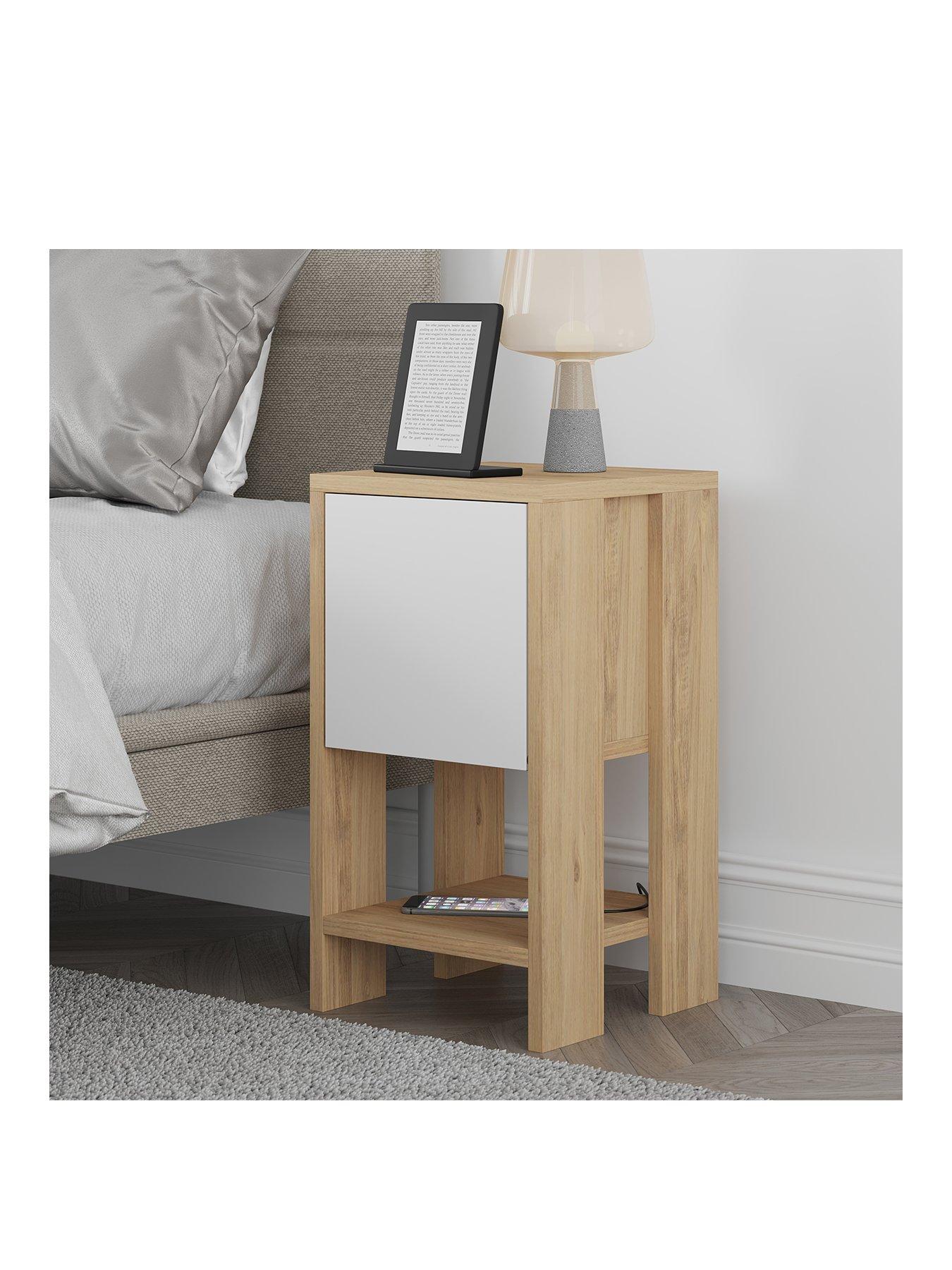 decortie-ema-bedside-tablestillFront
