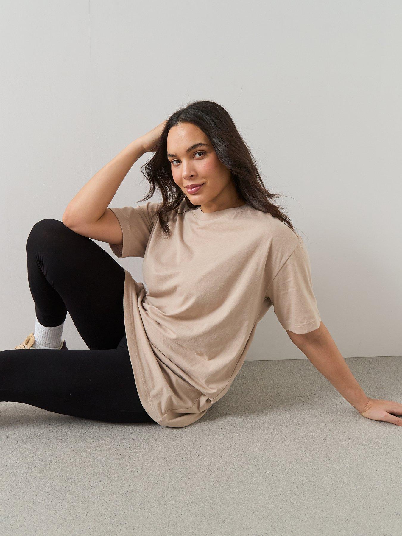 the-very-collection-curve-oversized-t-shirt-beigeoutfit