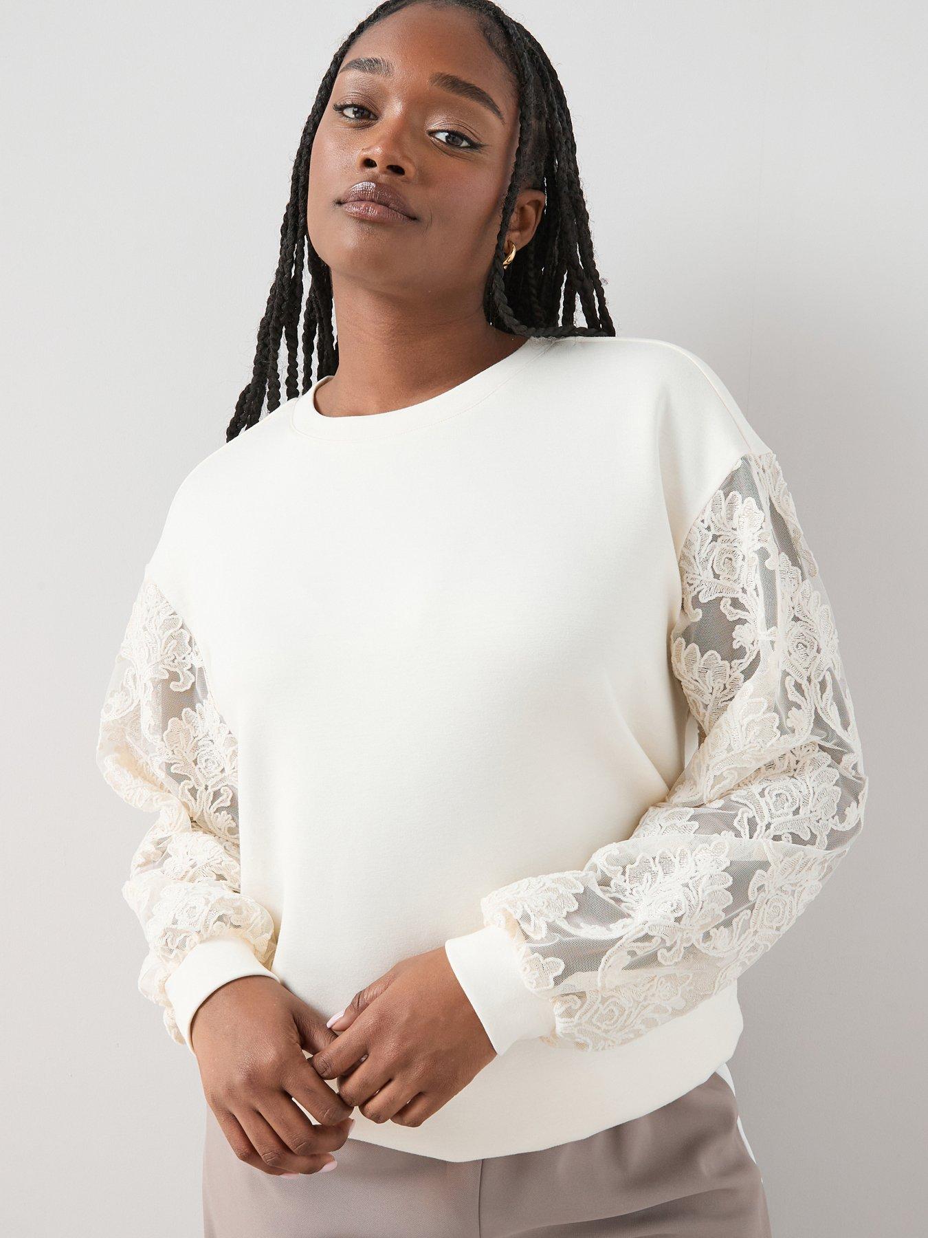 the-very-collection-curve-lace-sleeve-sweatshirt-cream