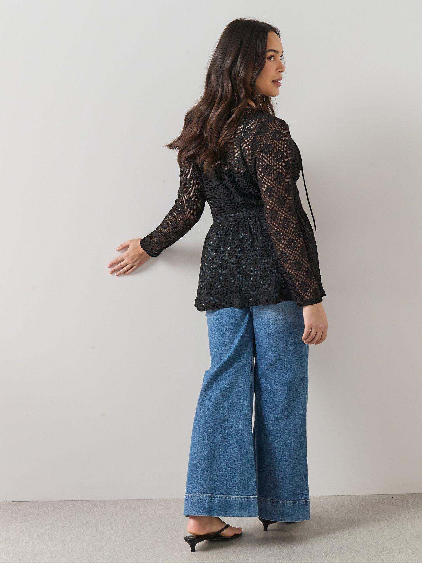 Image 2 of 7 of The Very Collection Curve Stretch Lace Top - Black