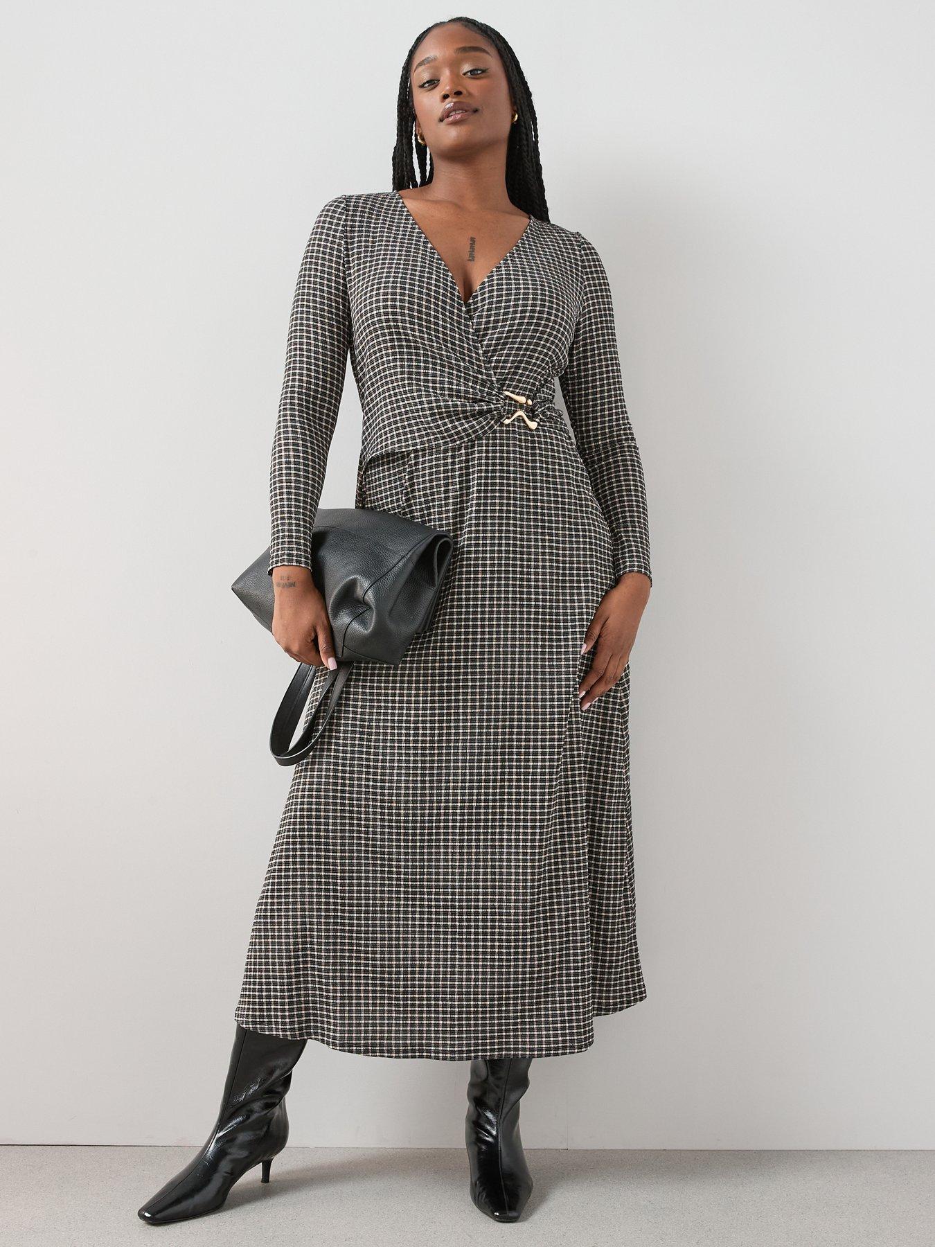 Image 3 of 6 of The Very Collection Curve Stretch Gingham Wrap Dress - Multi
