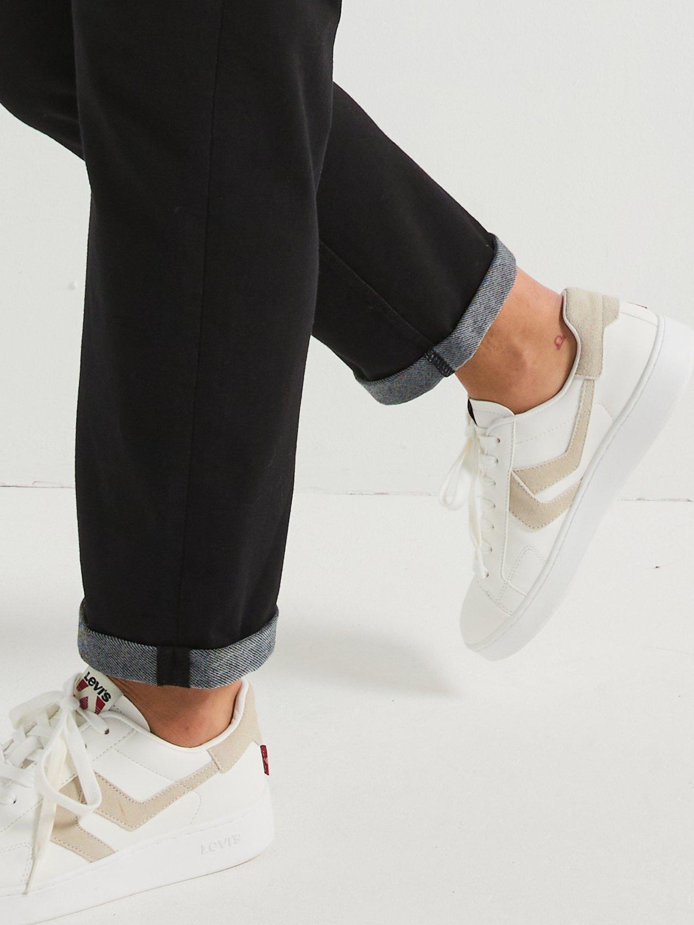 Image 4 of 7 of The Very Collection Curve Stretch Comfort Straight Leg Jean - Black