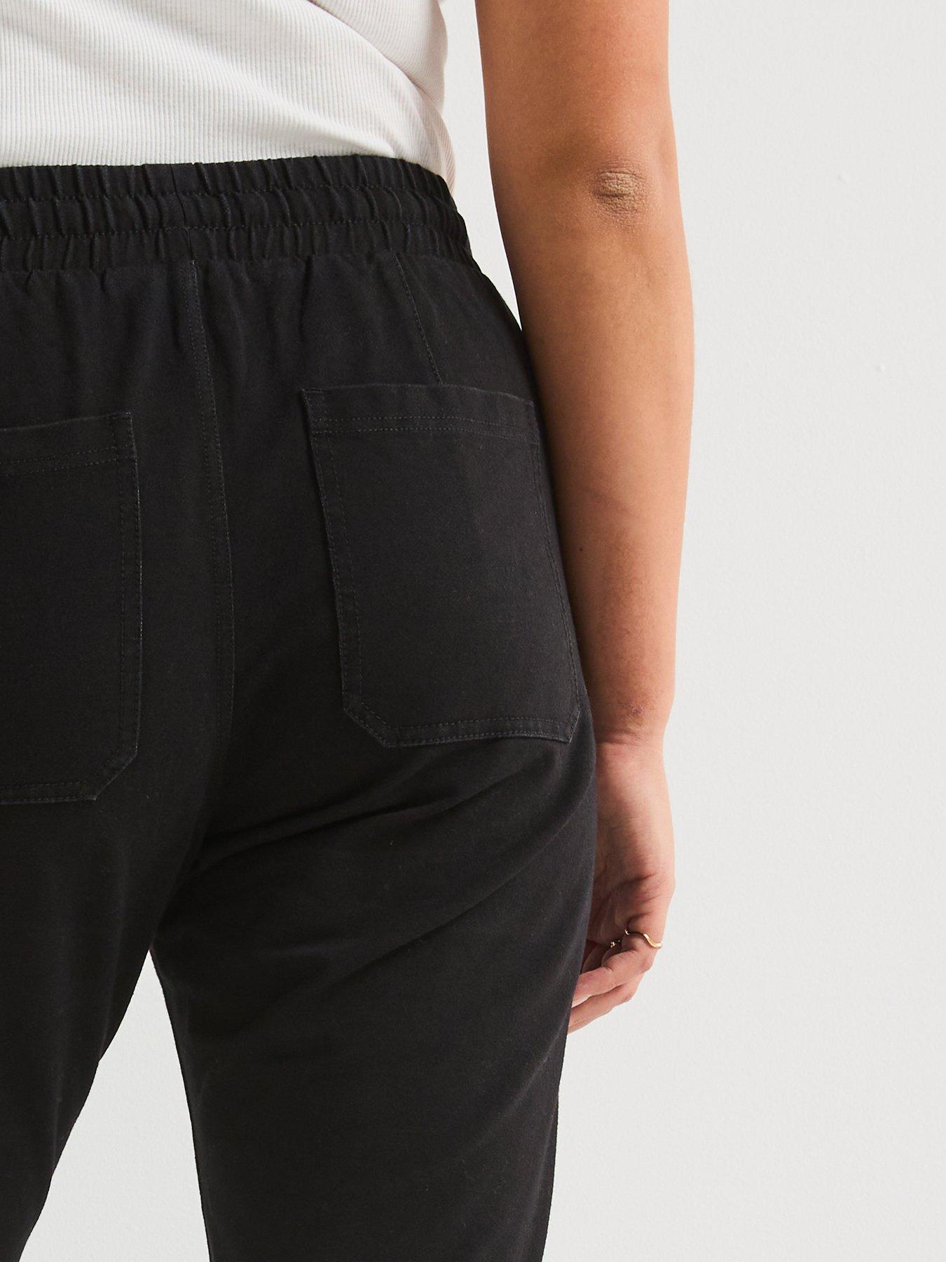 Image 6 of 7 of The Very Collection Curve Stretch Comfort Straight Leg Jean - Black