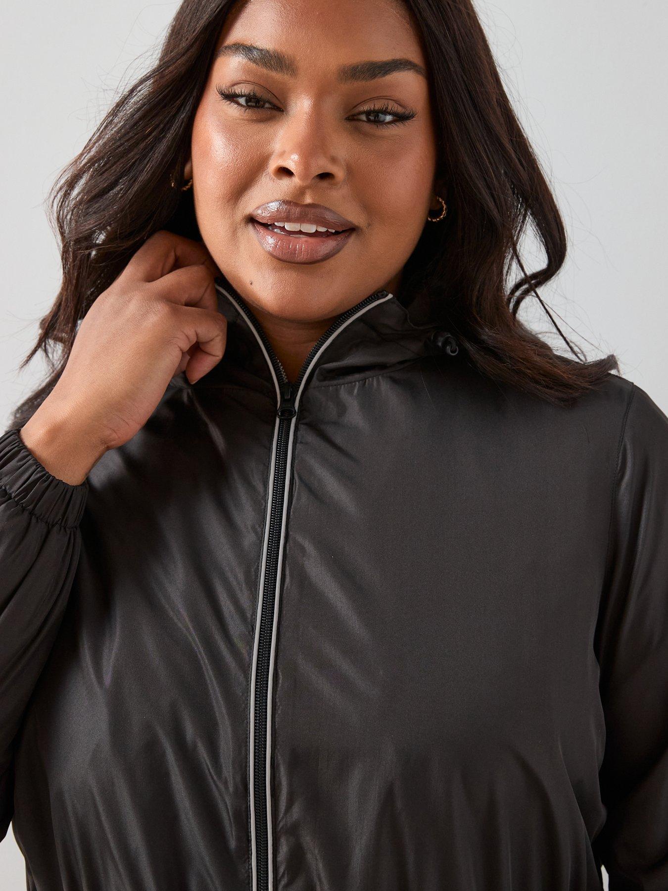 Image 6 of 7 of The Very Collection Curve Lightweight Shower Proof Jacket