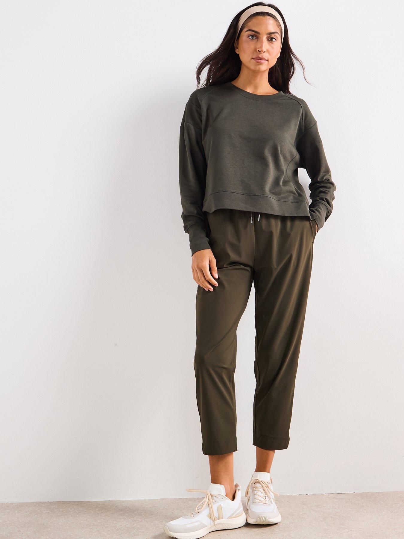 Image 5 of 6 of Sweaty Betty Explorer Side Stripe 25" Trouser - Green