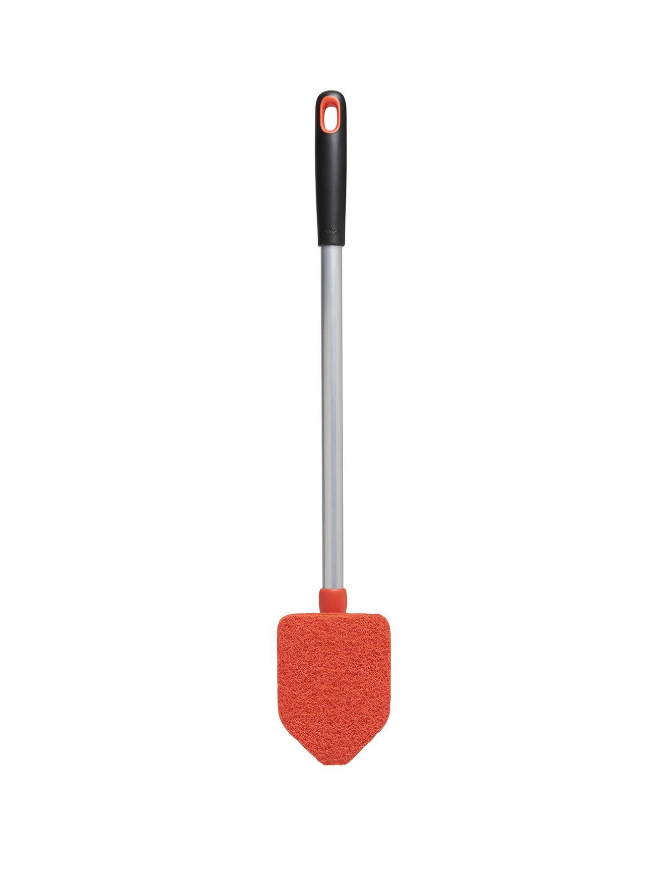 oxo-extendable-tub-amp-tile-scrubber