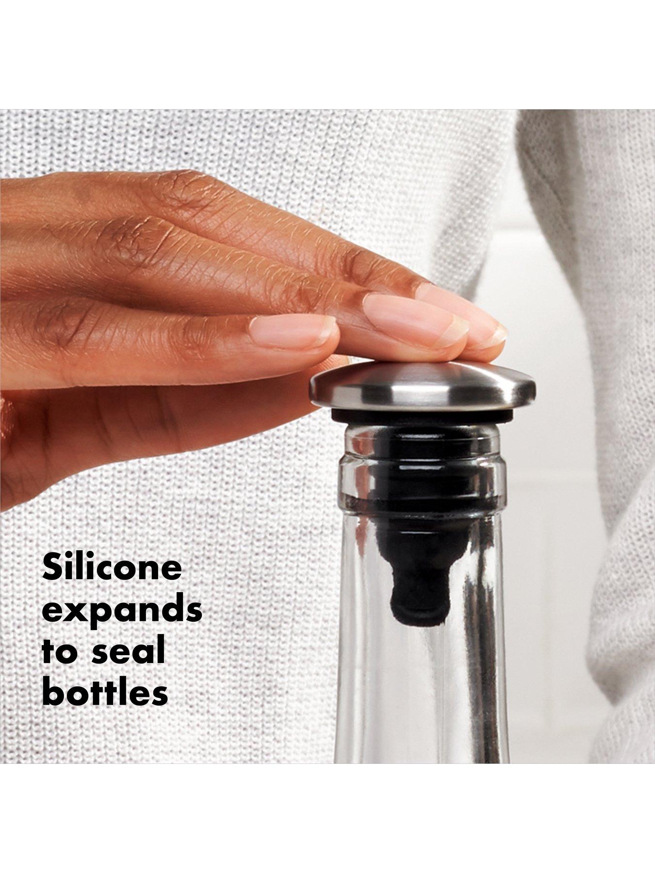 oxo-steel-spillproof-wine-stopper-set--2-piecesoutfit