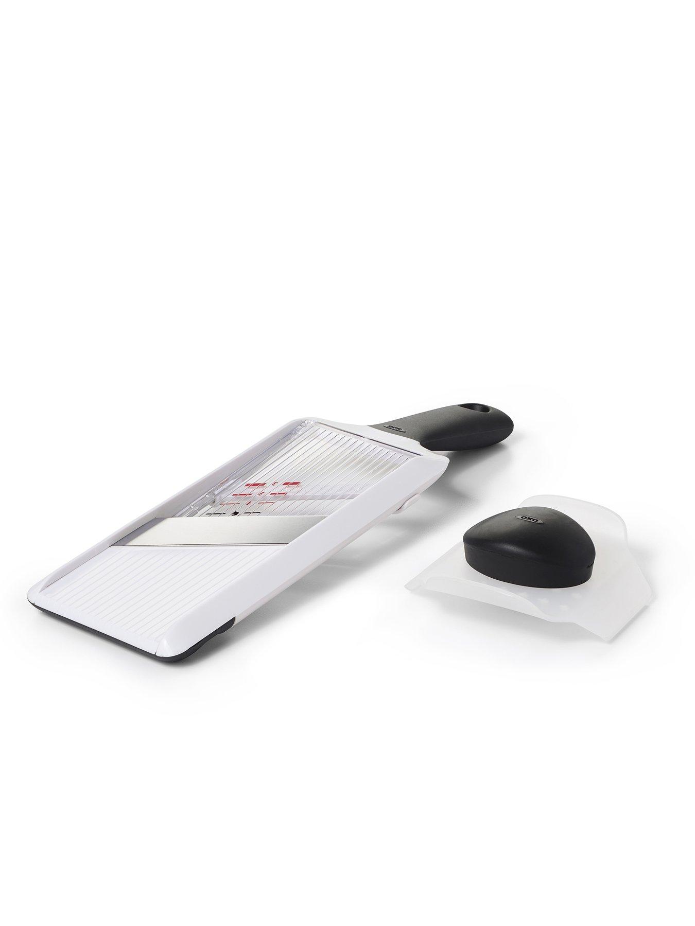 oxo-hand-held-mandoline-sliceroutfit