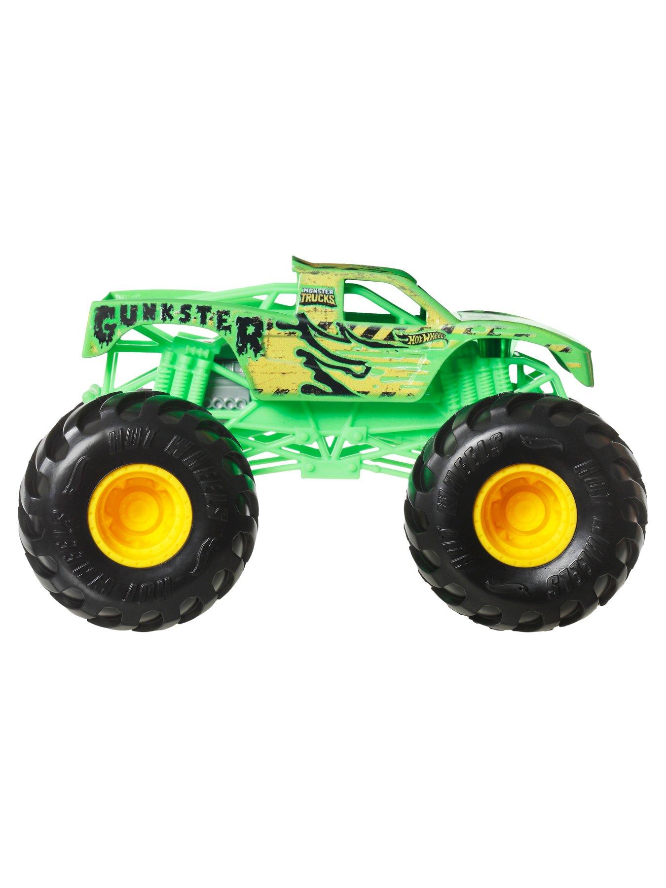 hot-wheels-monster-trucks-124-gunsksterdetail