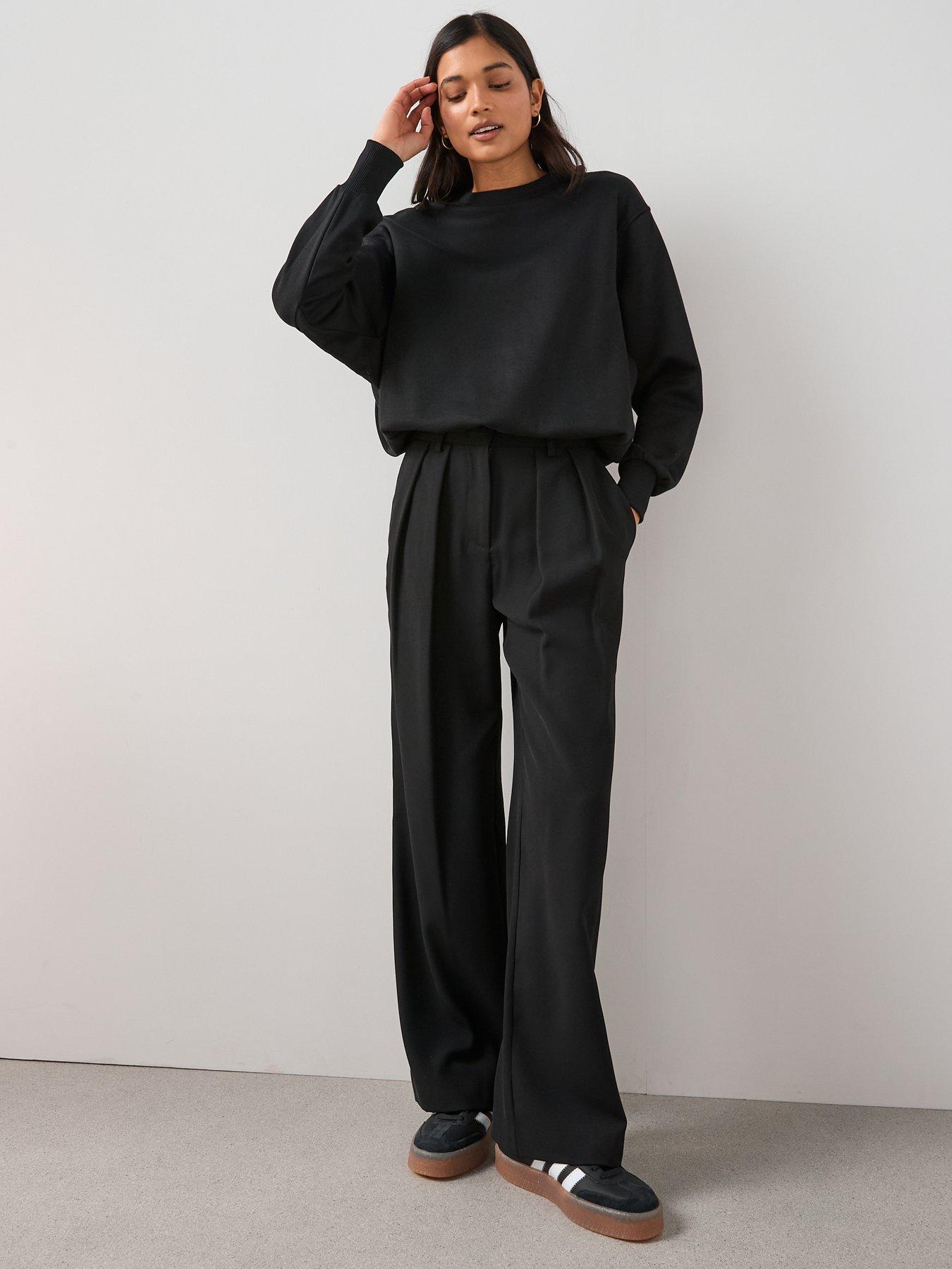 the-very-collection-bubble-hem-sweater-blackdetail