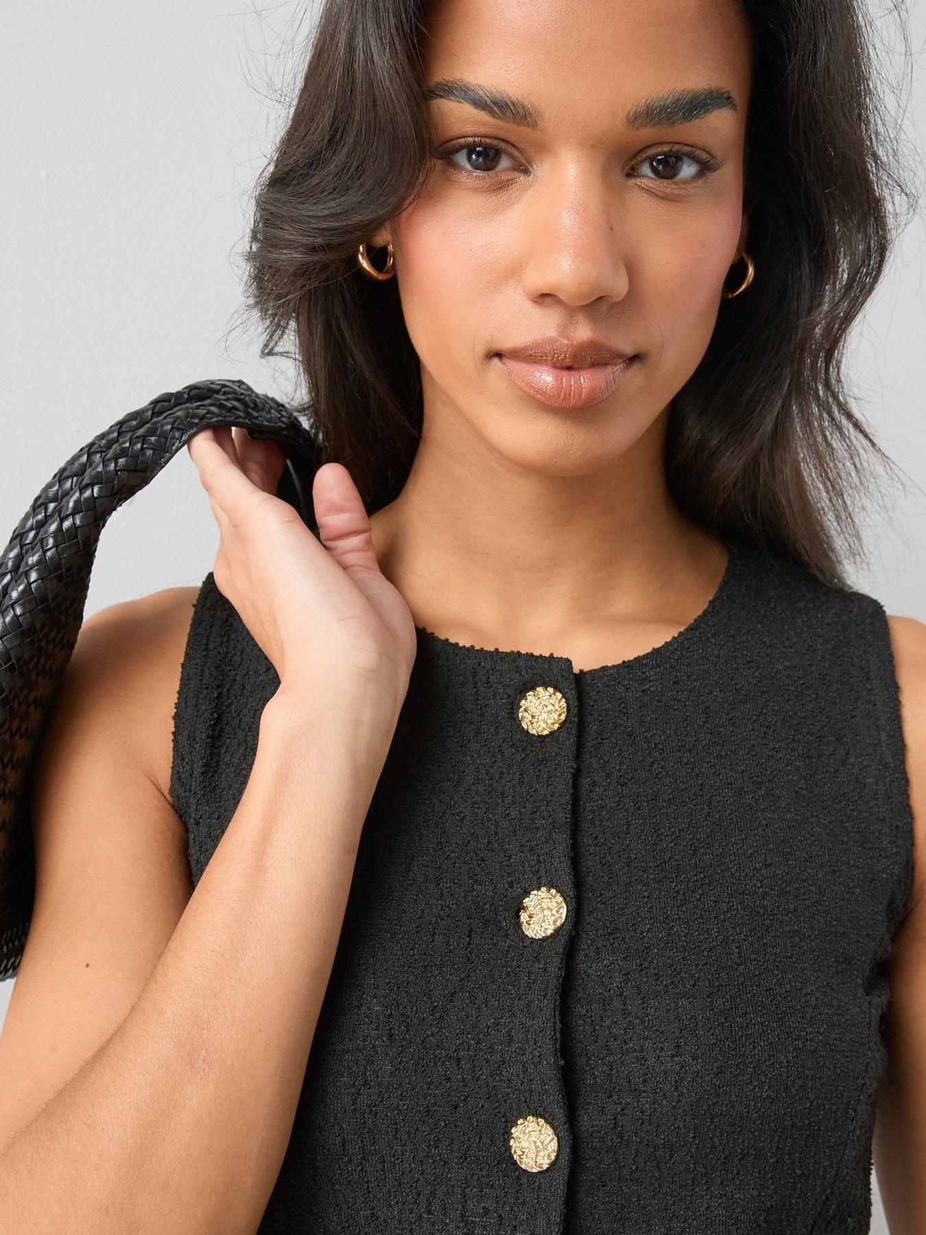 the-very-collection-boucle-top-blackoutfit