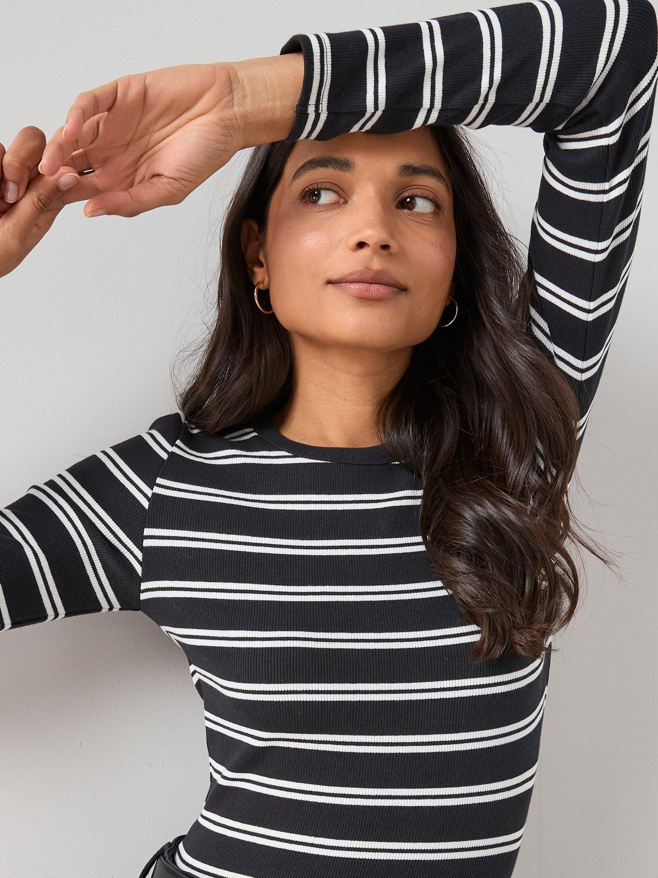 Image 4 of 7 of The Very Collection Stretch Long Sleeve Rib T-shirt