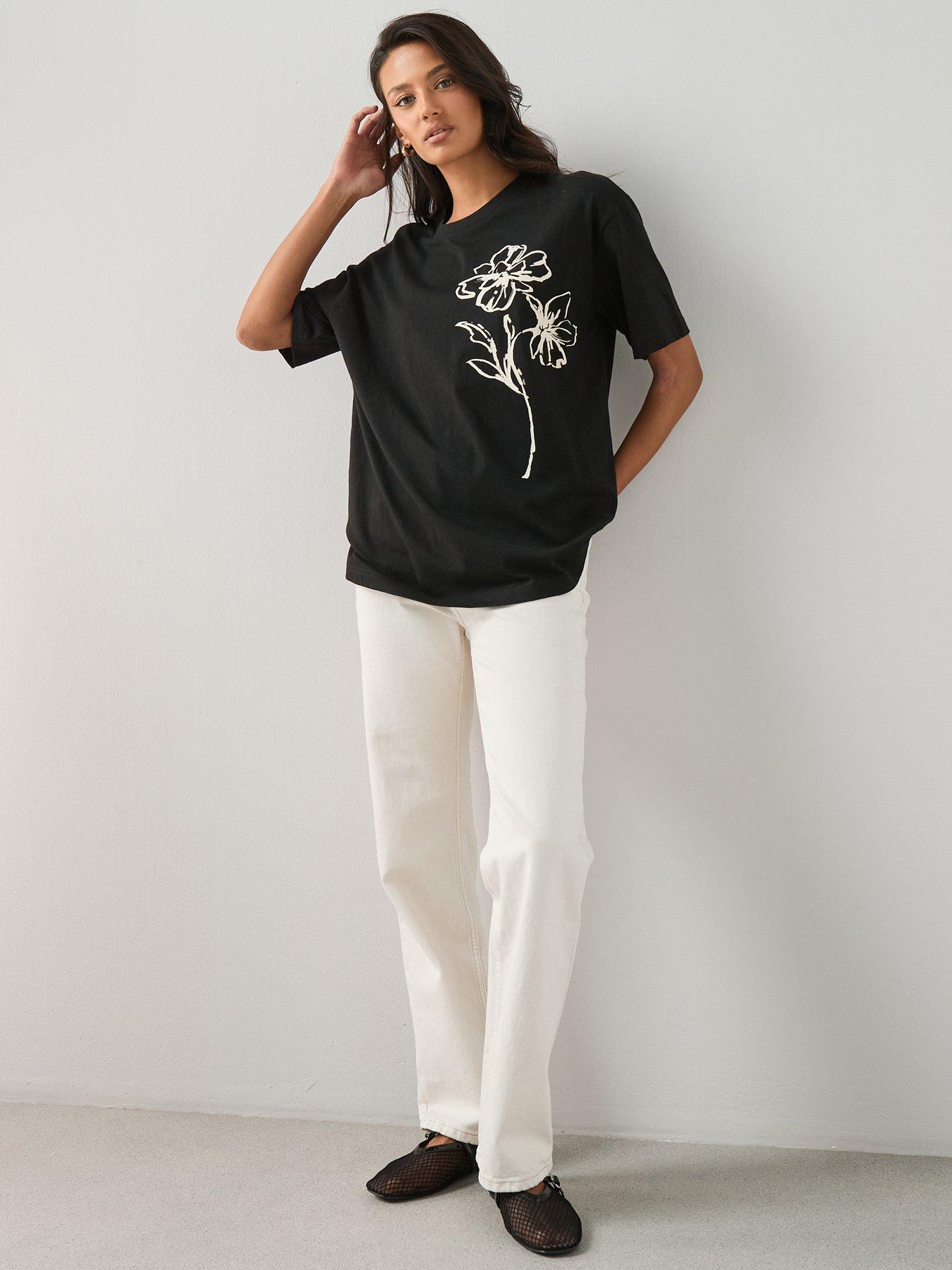 Image 6 of 7 of The Very Collection Floral Oversized Graphic T-shirt - Black