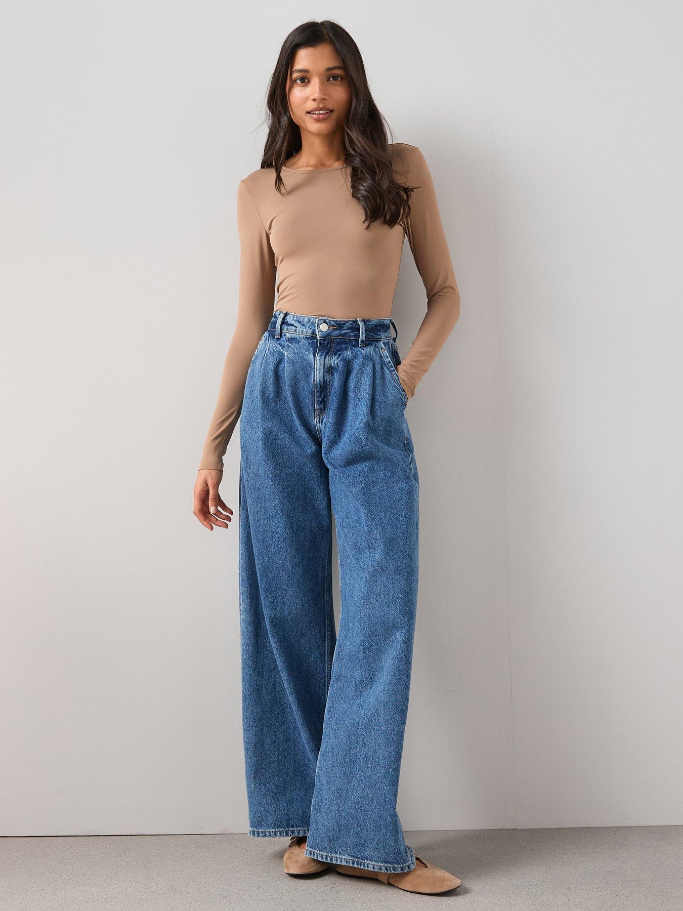 the-very-collection-soft-touch-long-sleeve-crewe-t-shirt-taupedetail