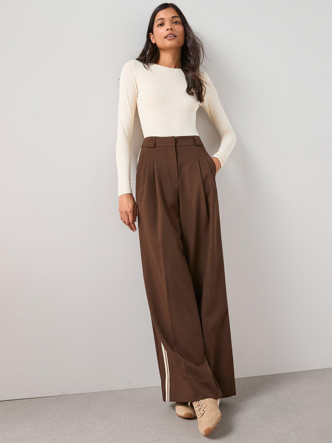 the-very-collection-soft-touch-long-sleeve-bodysuit-creamdetail