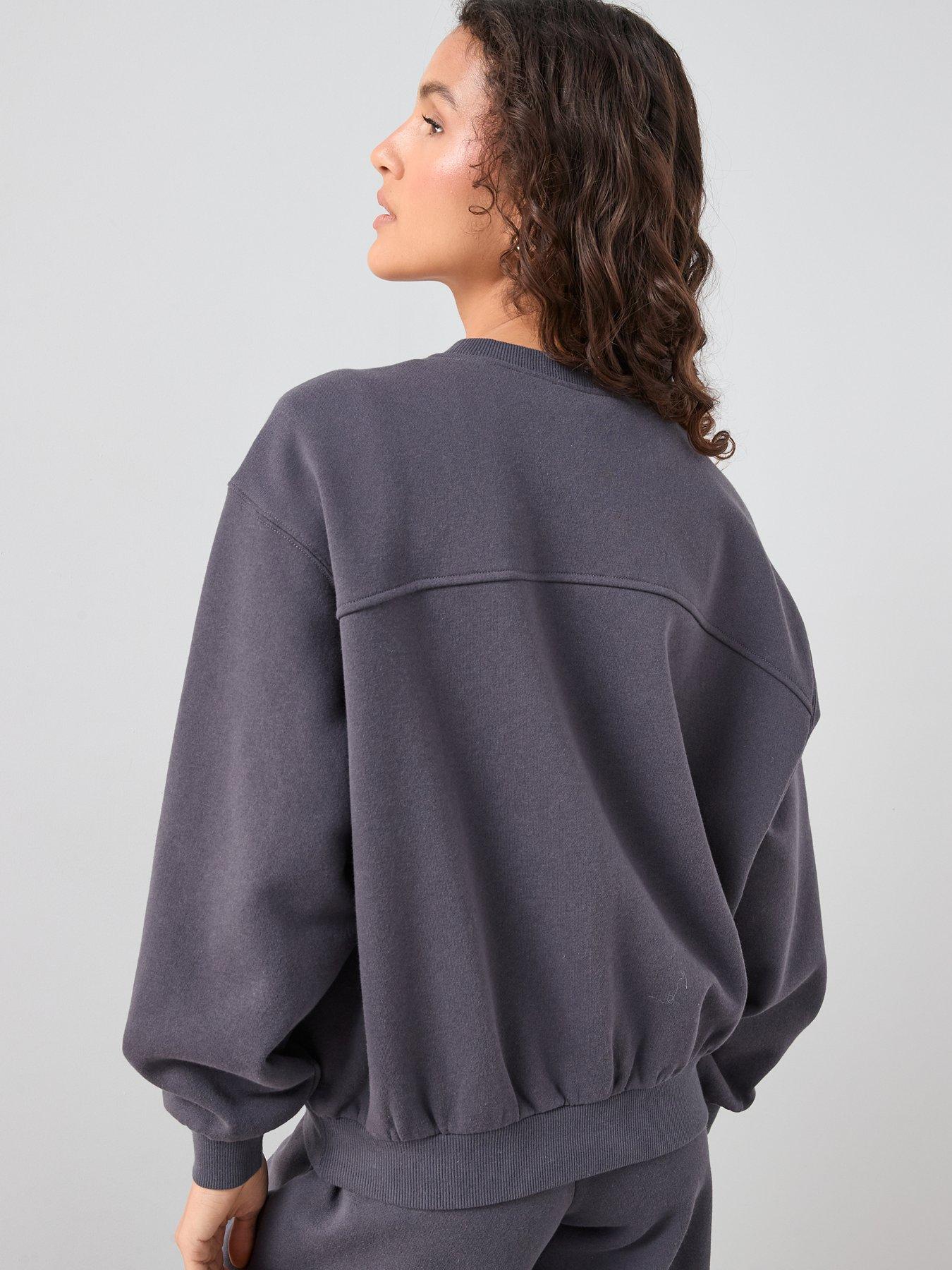 the-very-collection-crew-neck-sweatshirt-greystillFront