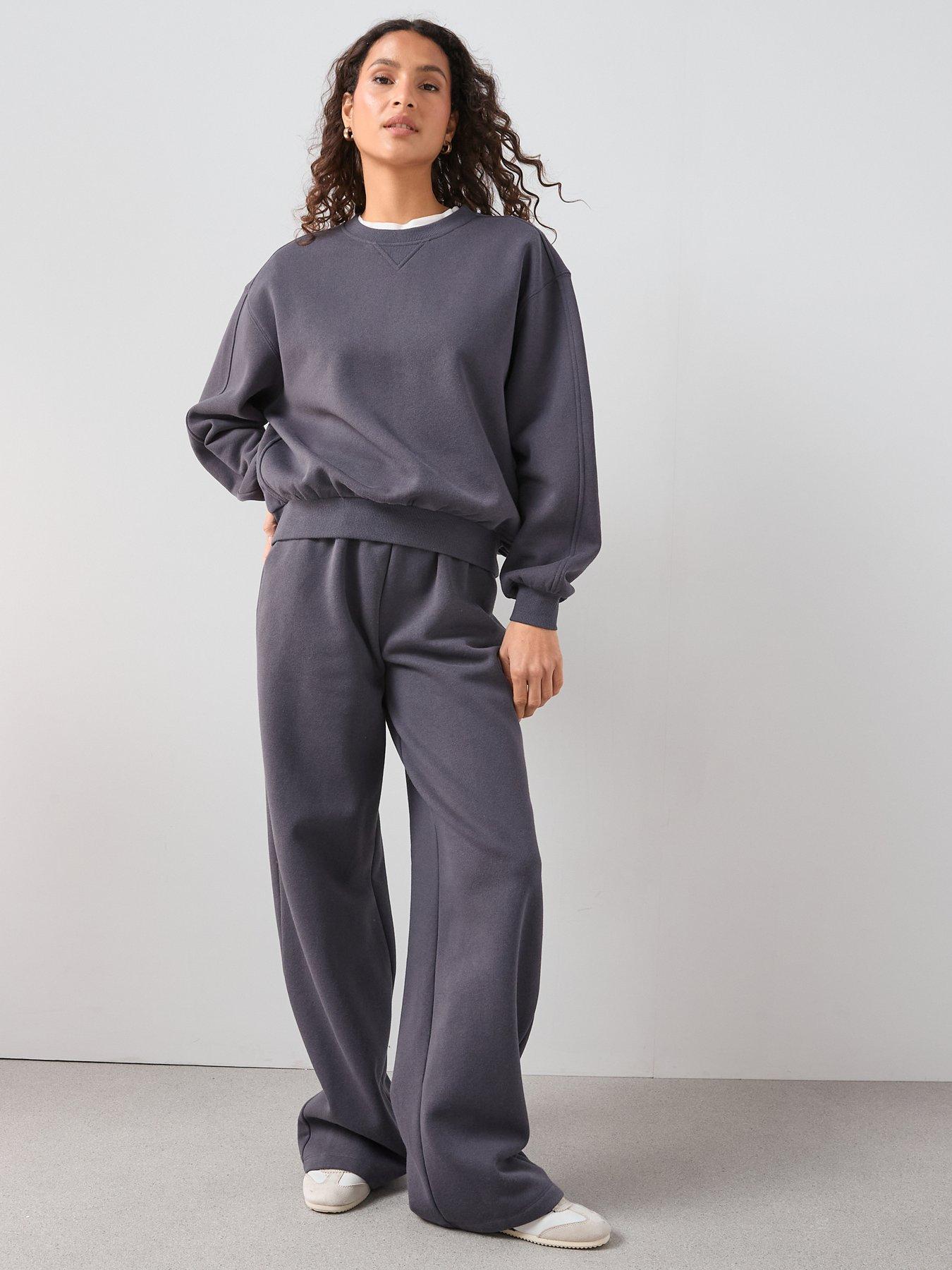 the-very-collection-crew-neck-sweatshirt-greydetail