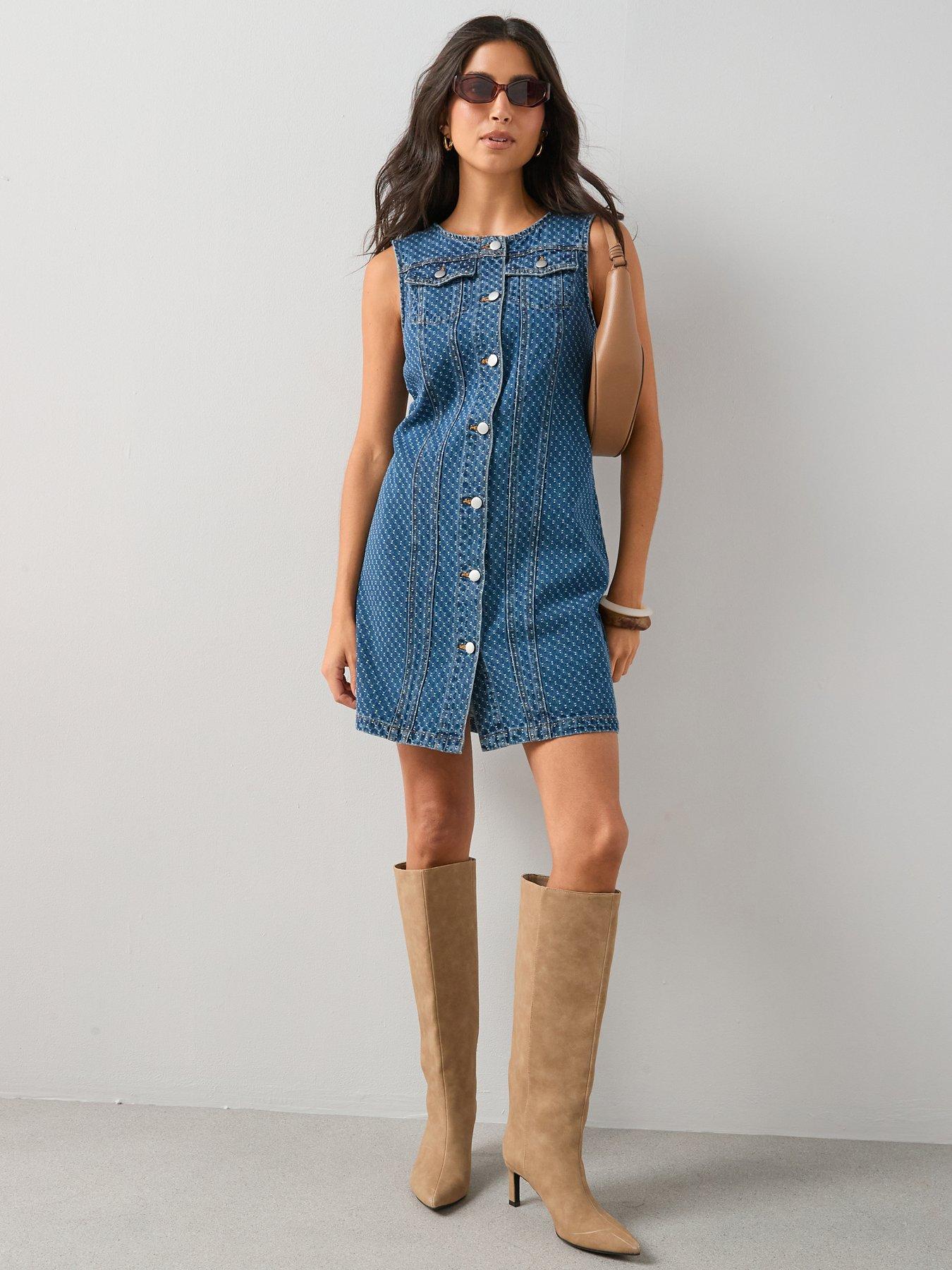 the-very-collection-denim-boucle-shift-dressoutfit