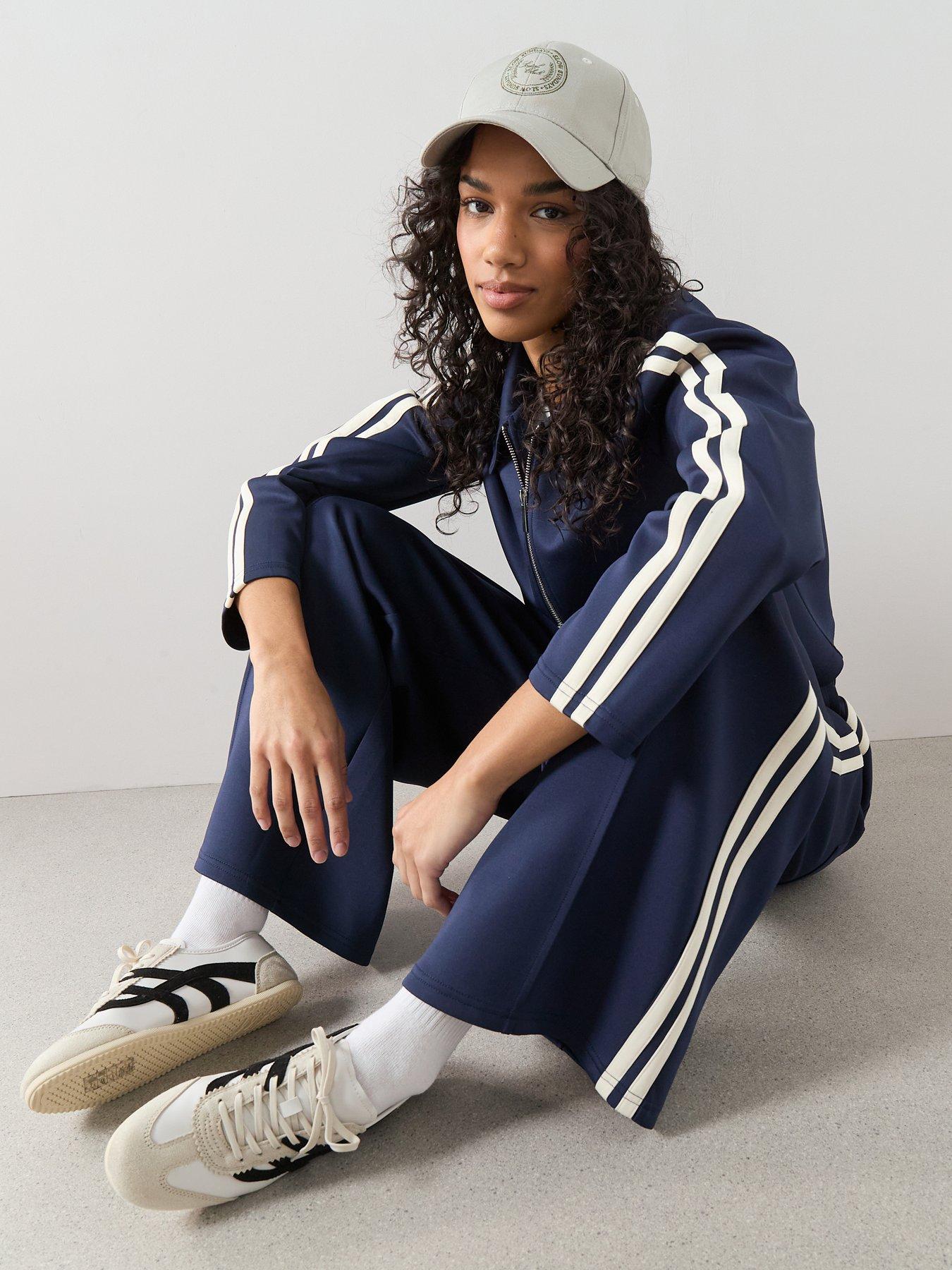 the-very-collection-side-stripe-trackpants-co-ord-navyoutfit