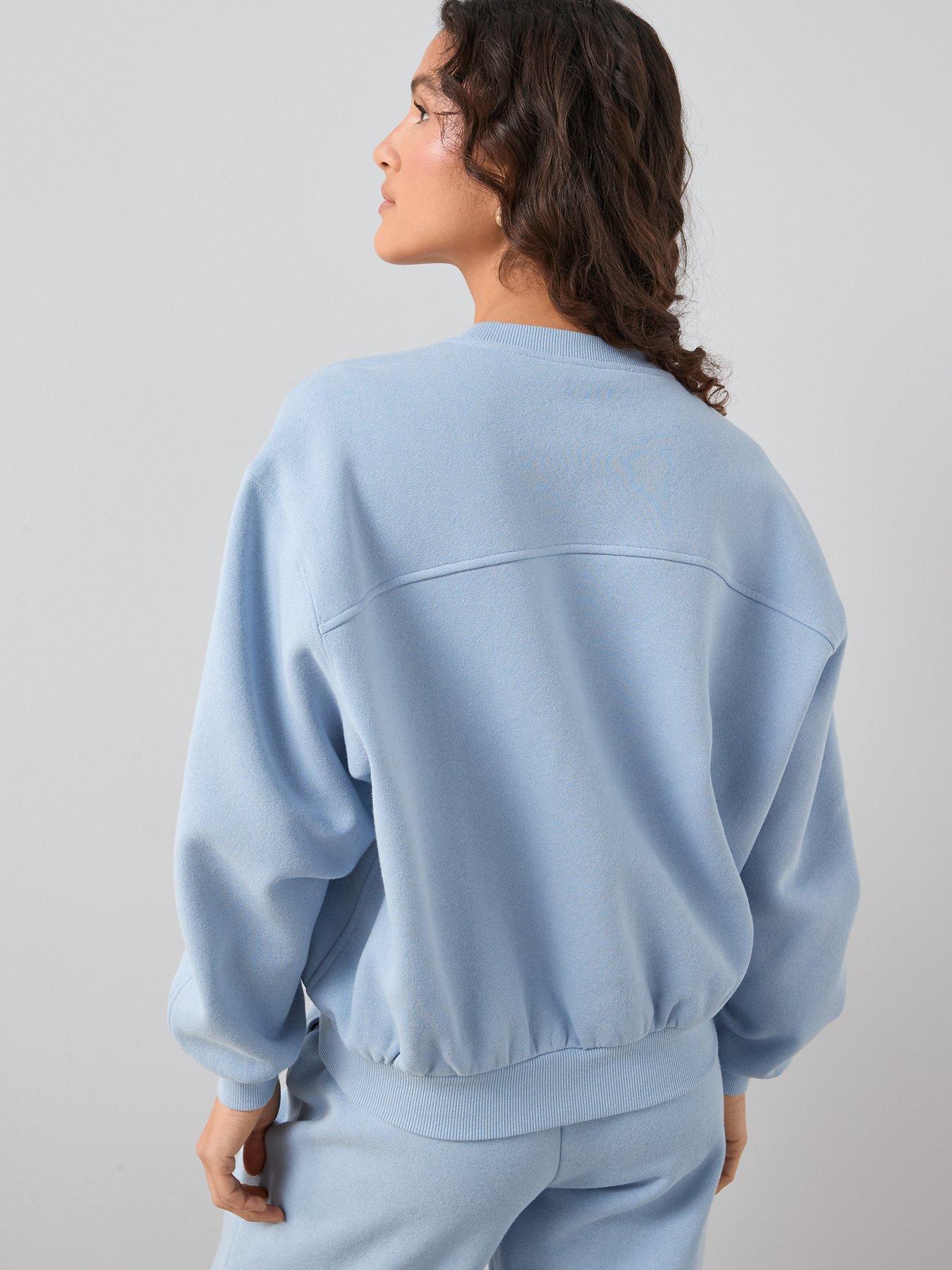 the-very-collection-graphic-sweater-bluestillFront