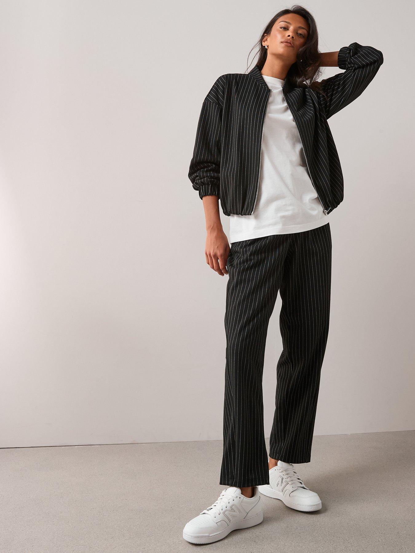 Image 3 of 6 of The Very Collection Bubble Hem Jacket Pinstripe Co-Ord - Black