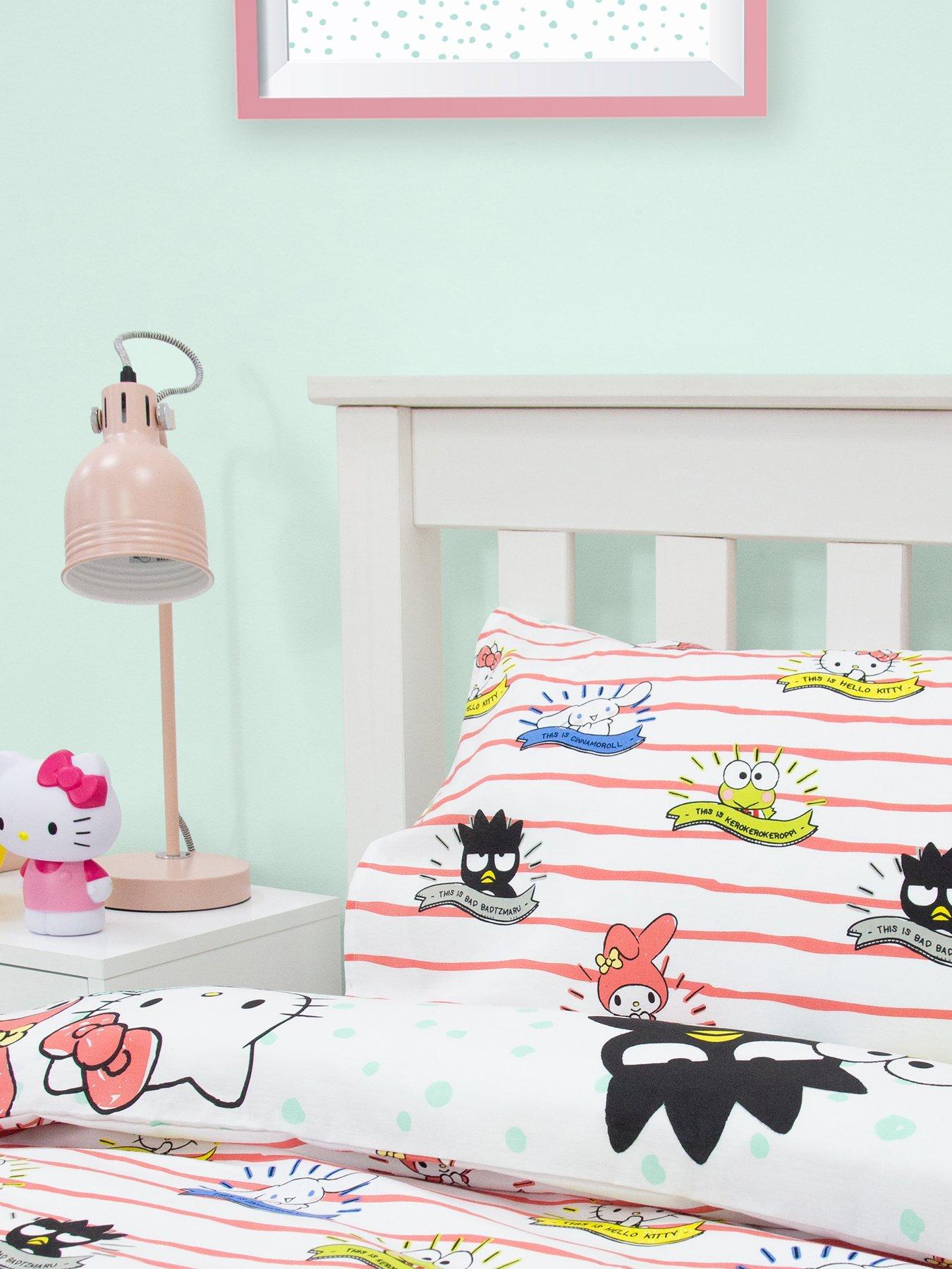 Image 4 of 7 of Hello Kitty Hello Kitty &amp; Friends Rotary Duvet
