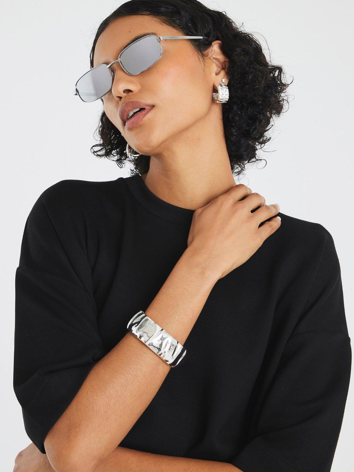 river-island-short-sleeve-clean-boxy-tee-blackoutfit