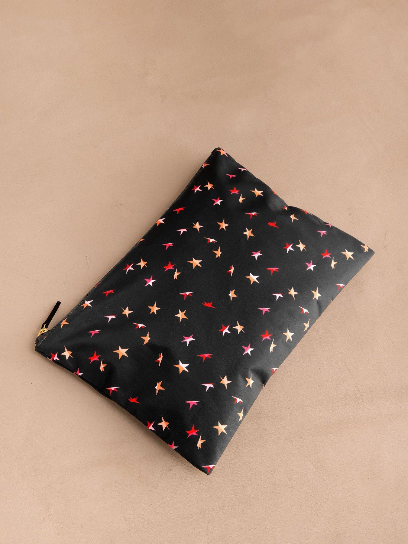 cath-kidston-med-tot-blk-fld-star-blackdetail