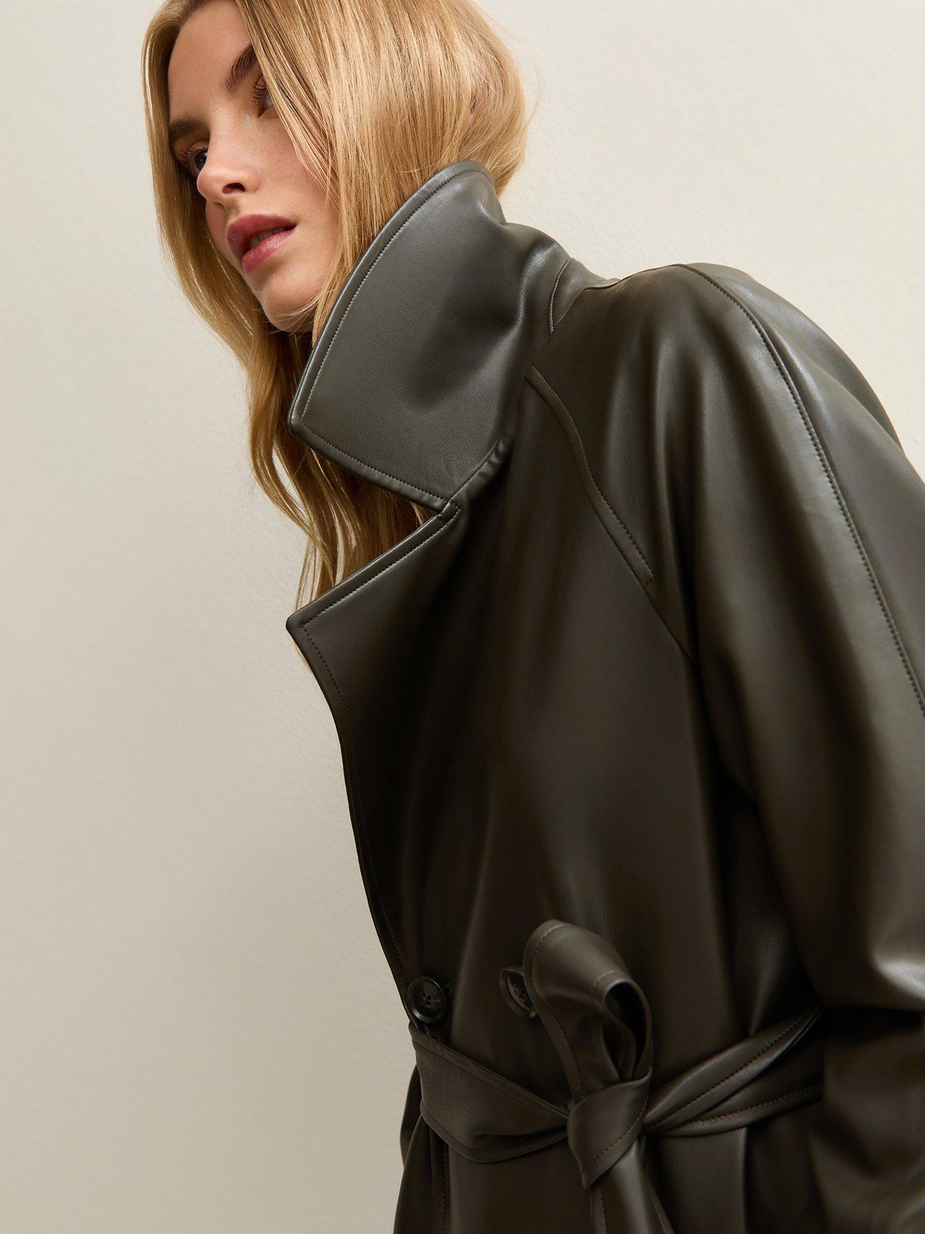 new-look-faux-leather-trench-coat-dark-greenoutfit