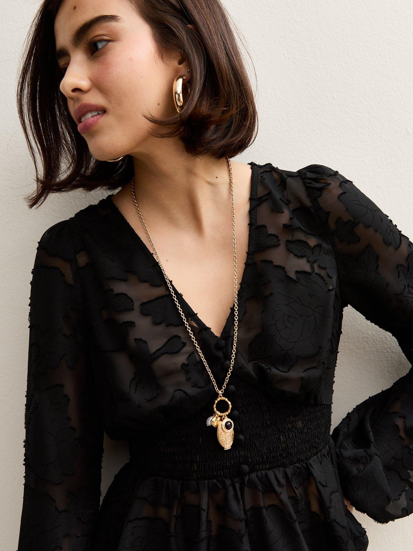 new-look-floral-jacquard-buttoned-long-sleeve-blouse-blackoutfit