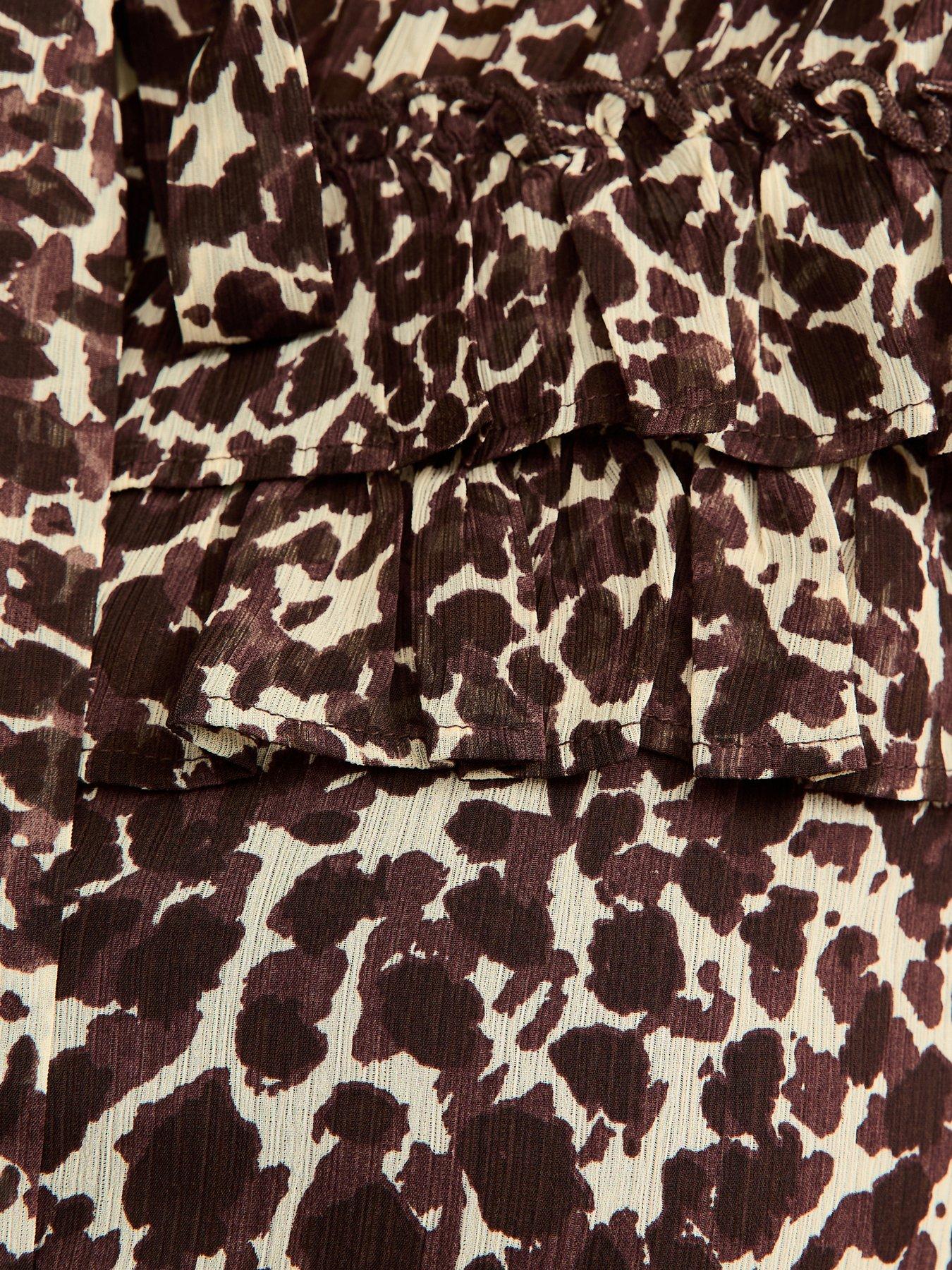 new-look-curves-brown-animal-print-ruffle-trim-tie-neck-blousedetail