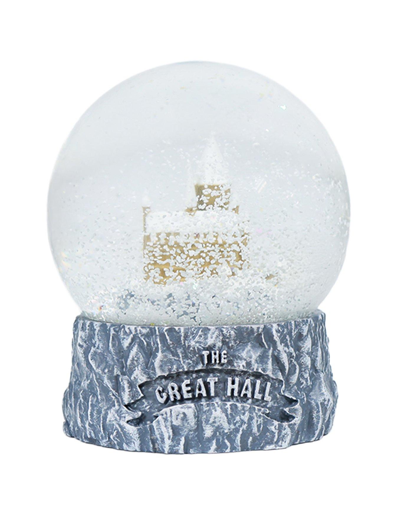 harry-potter-harry-potter-hogwarts-snow-globe