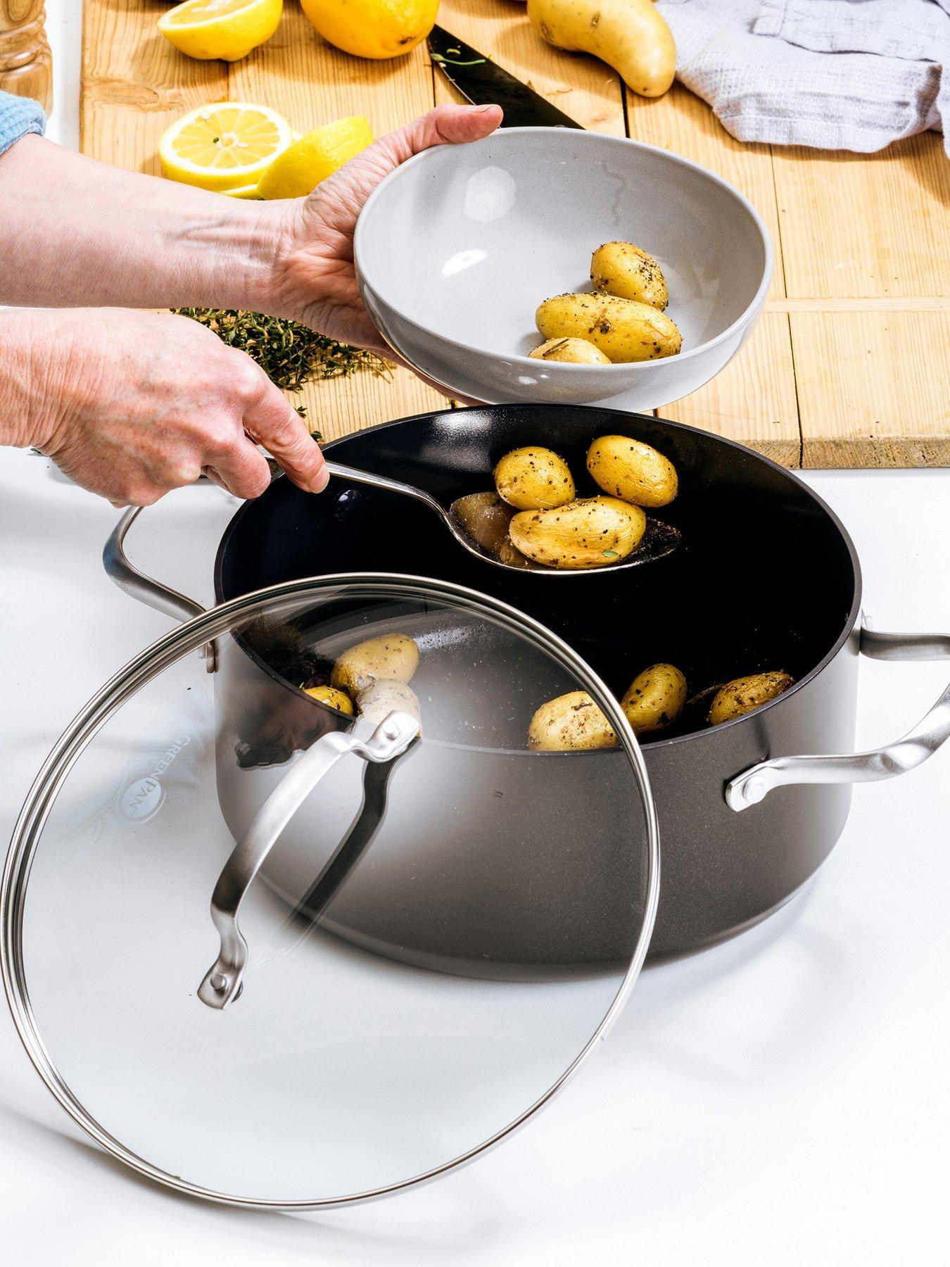 greenpan-copenhagen-3-piece-saucepan-setoutfit