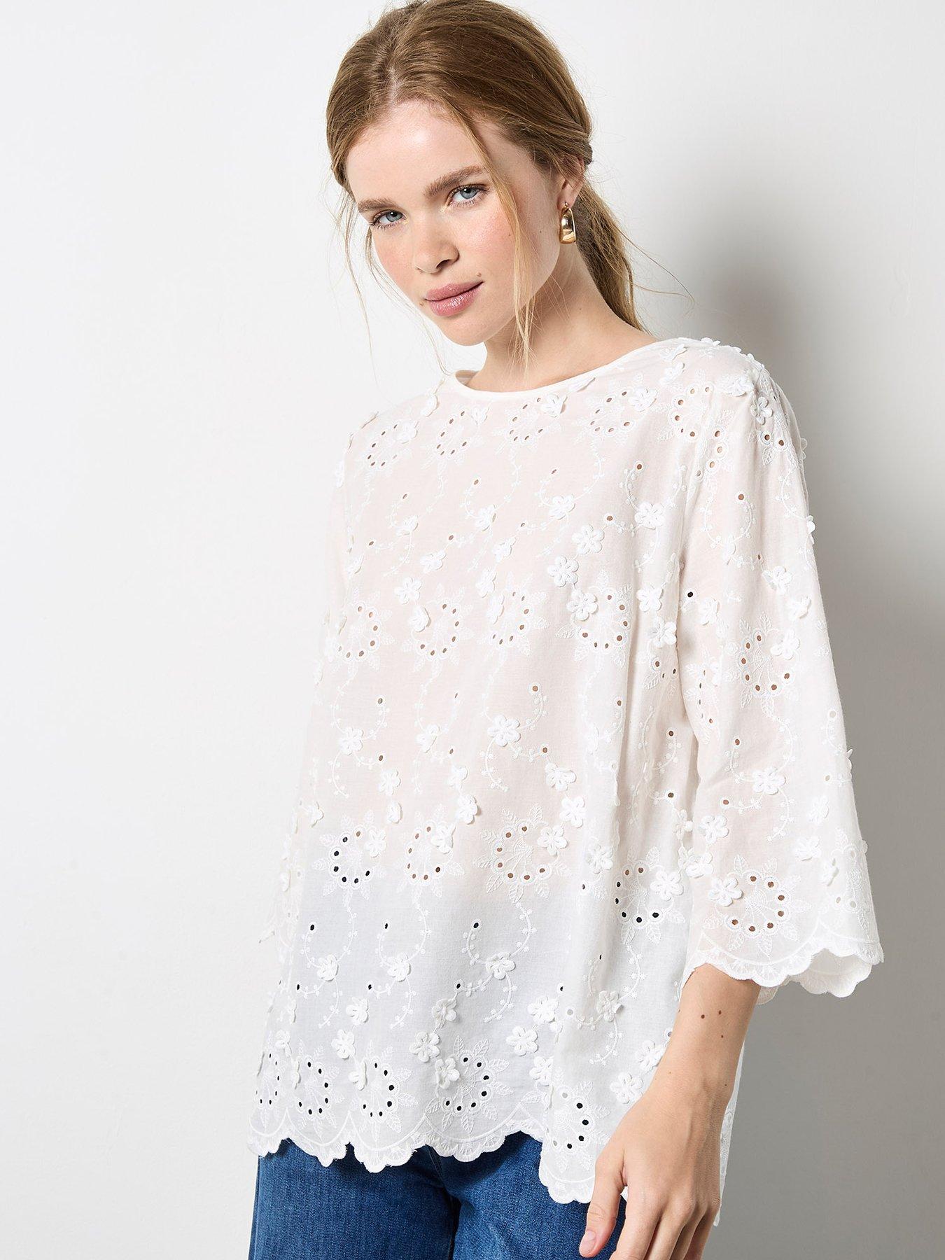 apricot-3d-mini-flower-bell-sleeve-top-white