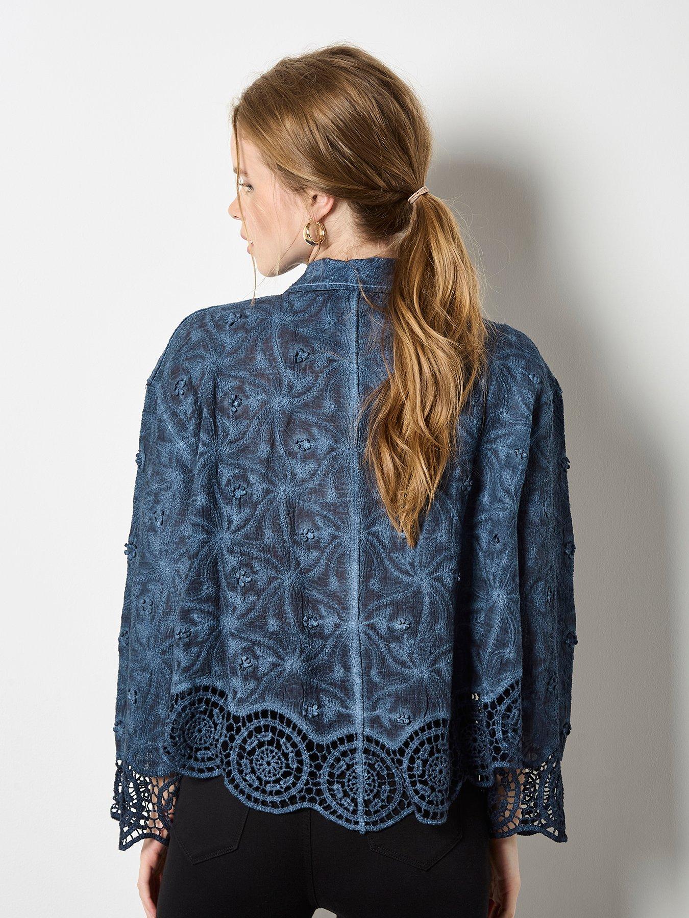 apricot-3d-floral-crochet-hem-blouse-navystillFront