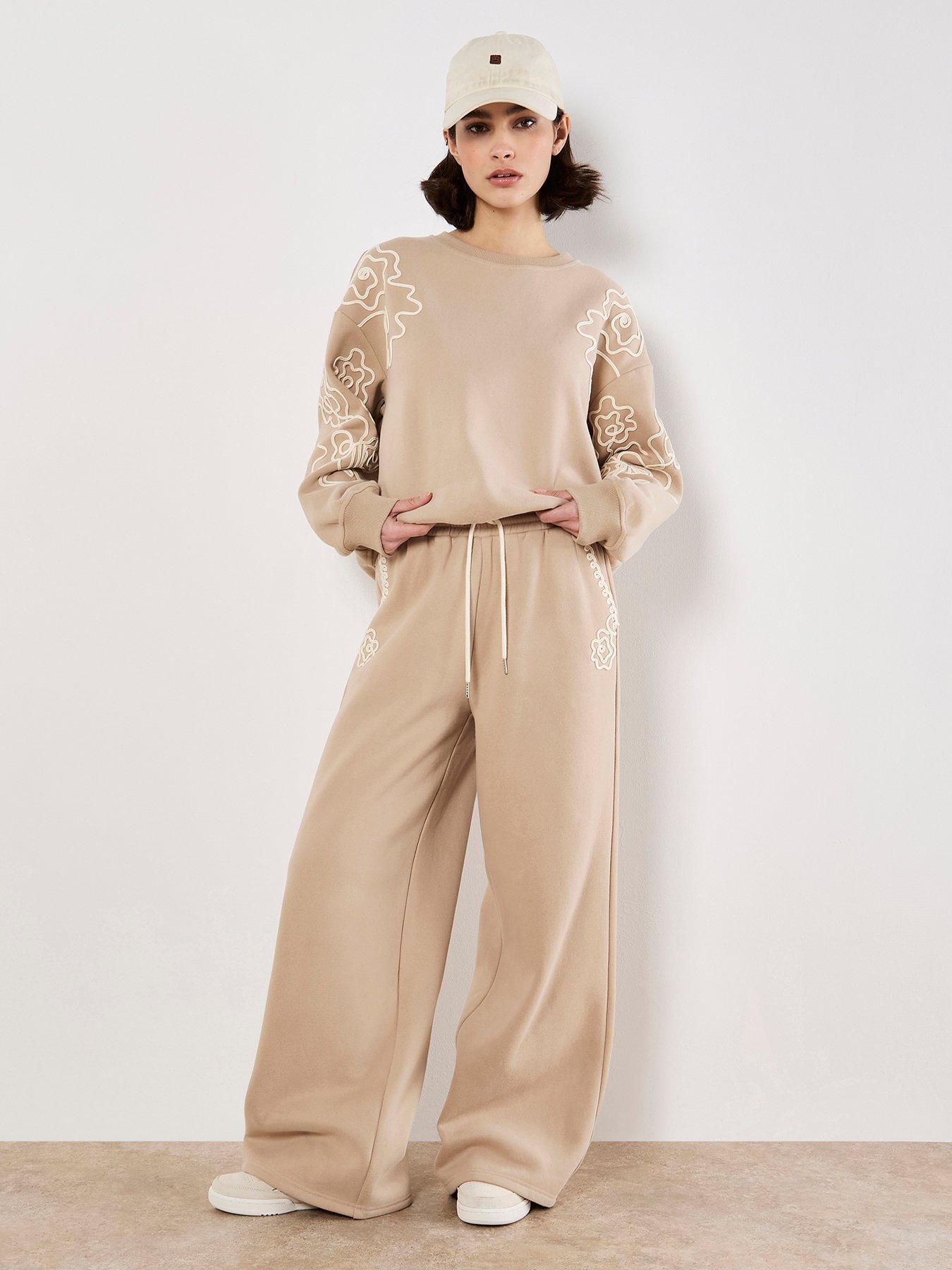 Apricot Cornelli Embroider Sweat Trouser - Cream