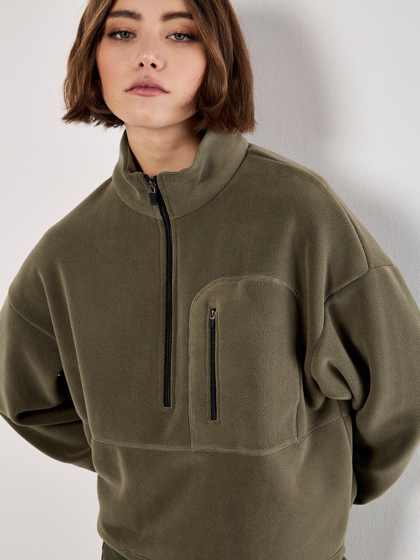 apricot-zip-and-pocket-premium-fleece-jumperoutfit