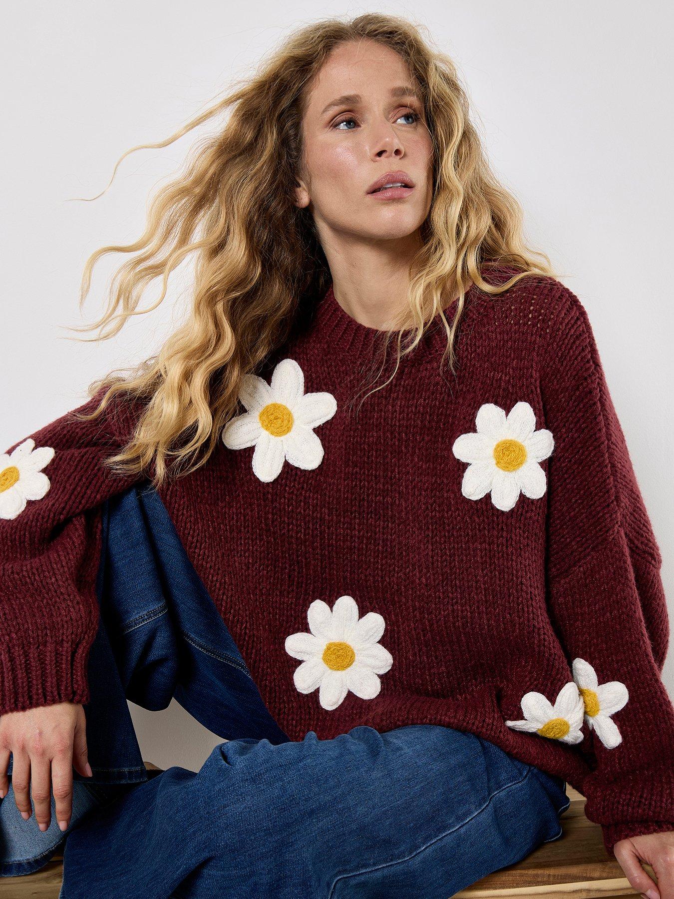 apricot-embroidered-pure-daisies-jumper-redoutfit