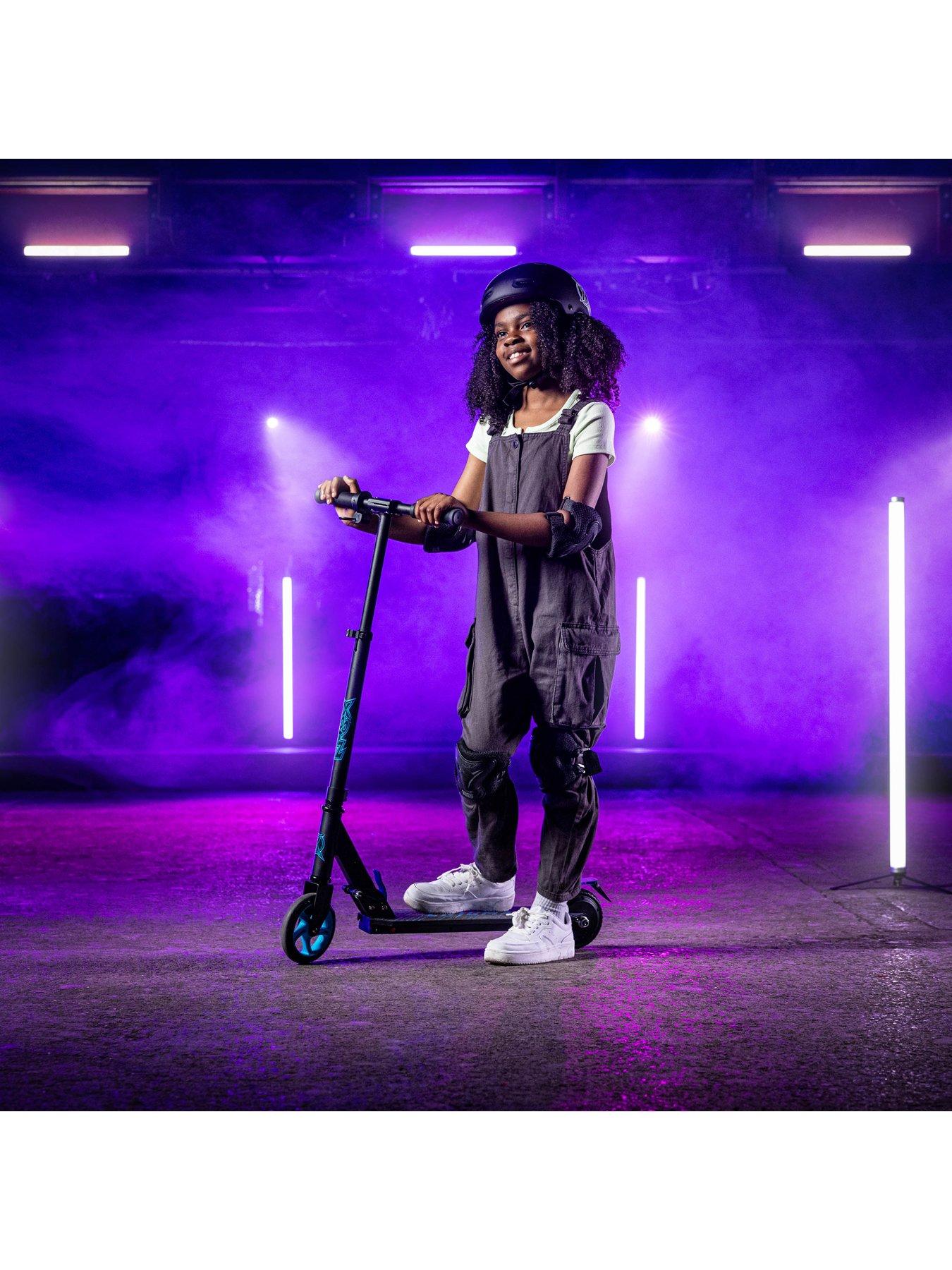 xootz-enigma-kids-electric-scooter-bluestillFront